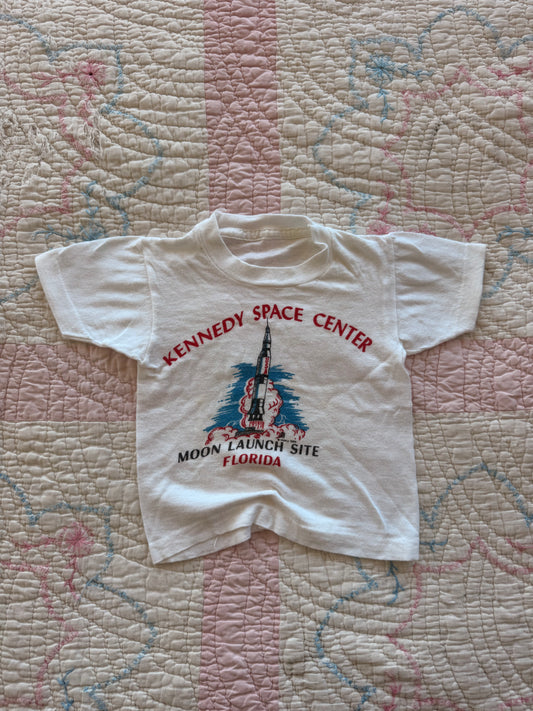 1970s kennedy space center tee