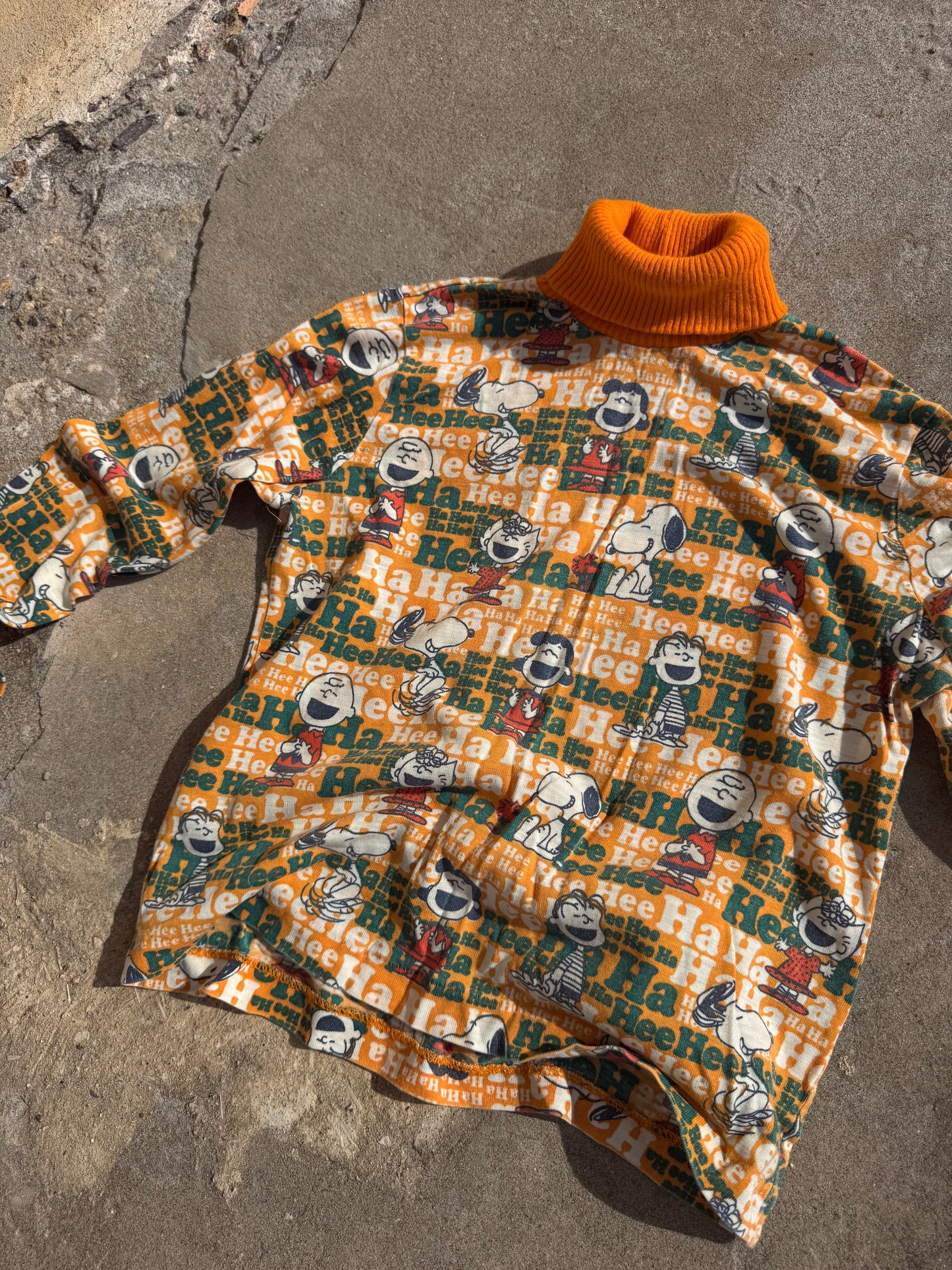 1970s danskin peanuts turtleneck