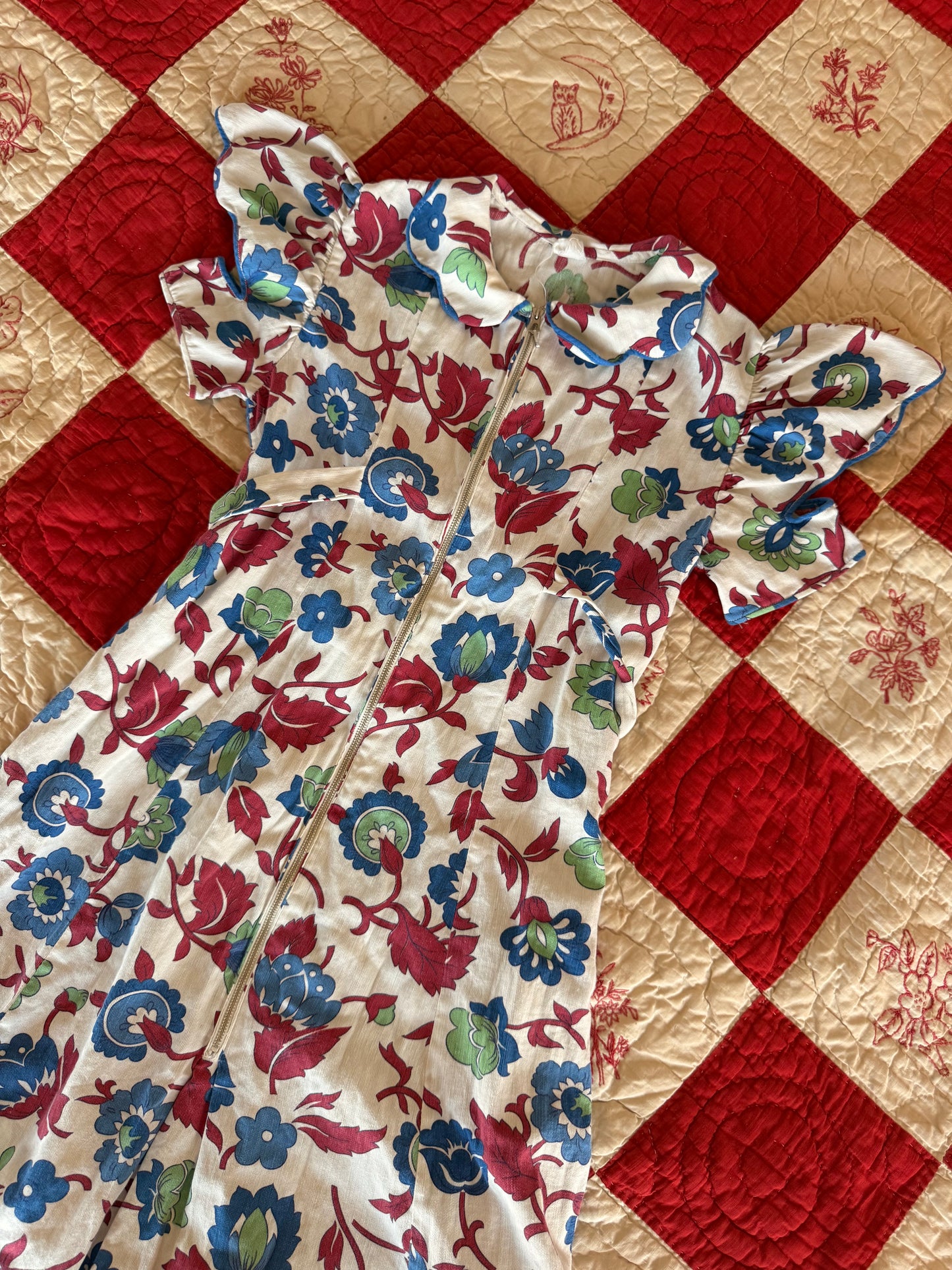 1940s deep florals dress