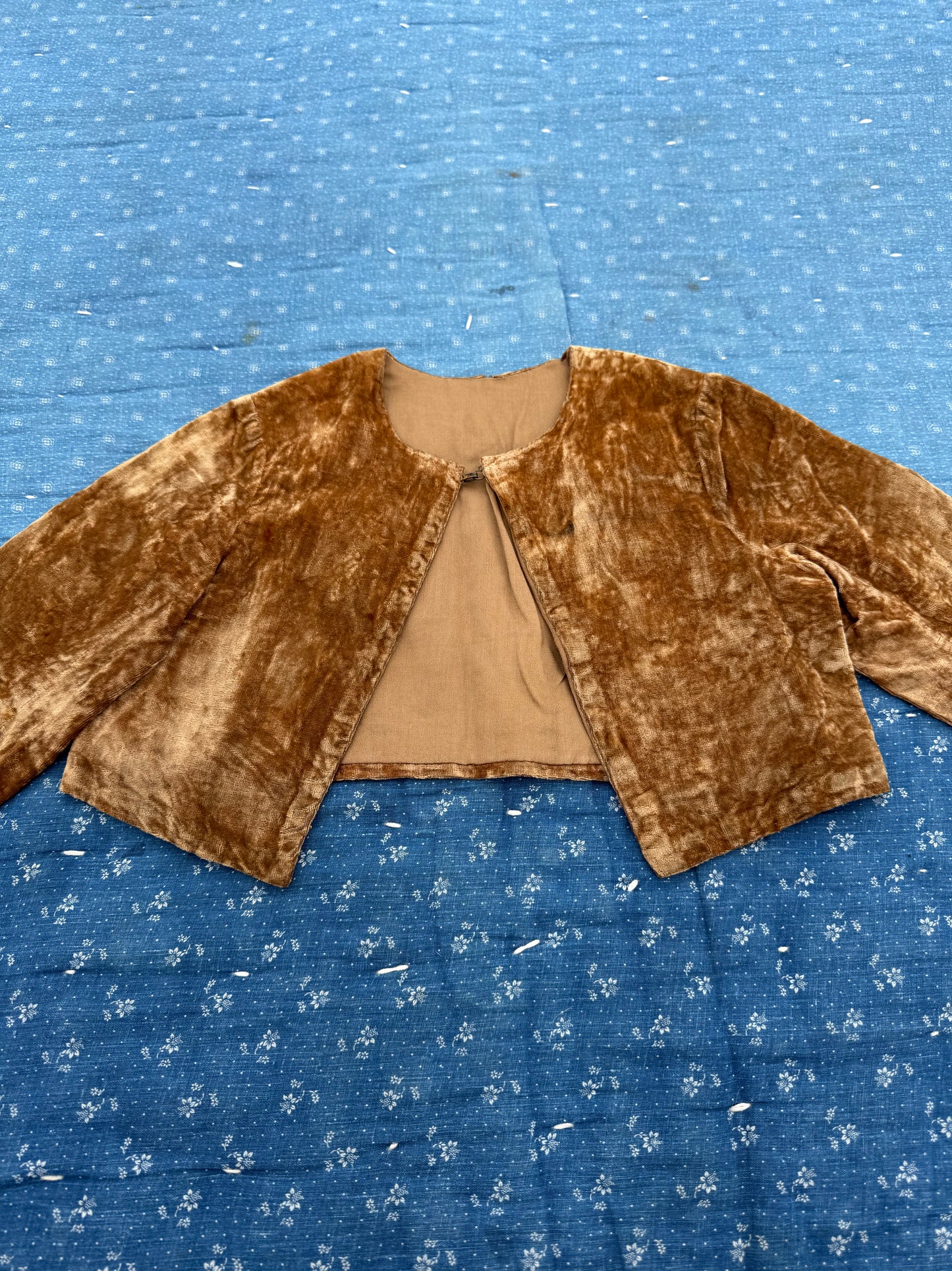 1900s golden crushed velvet jacket