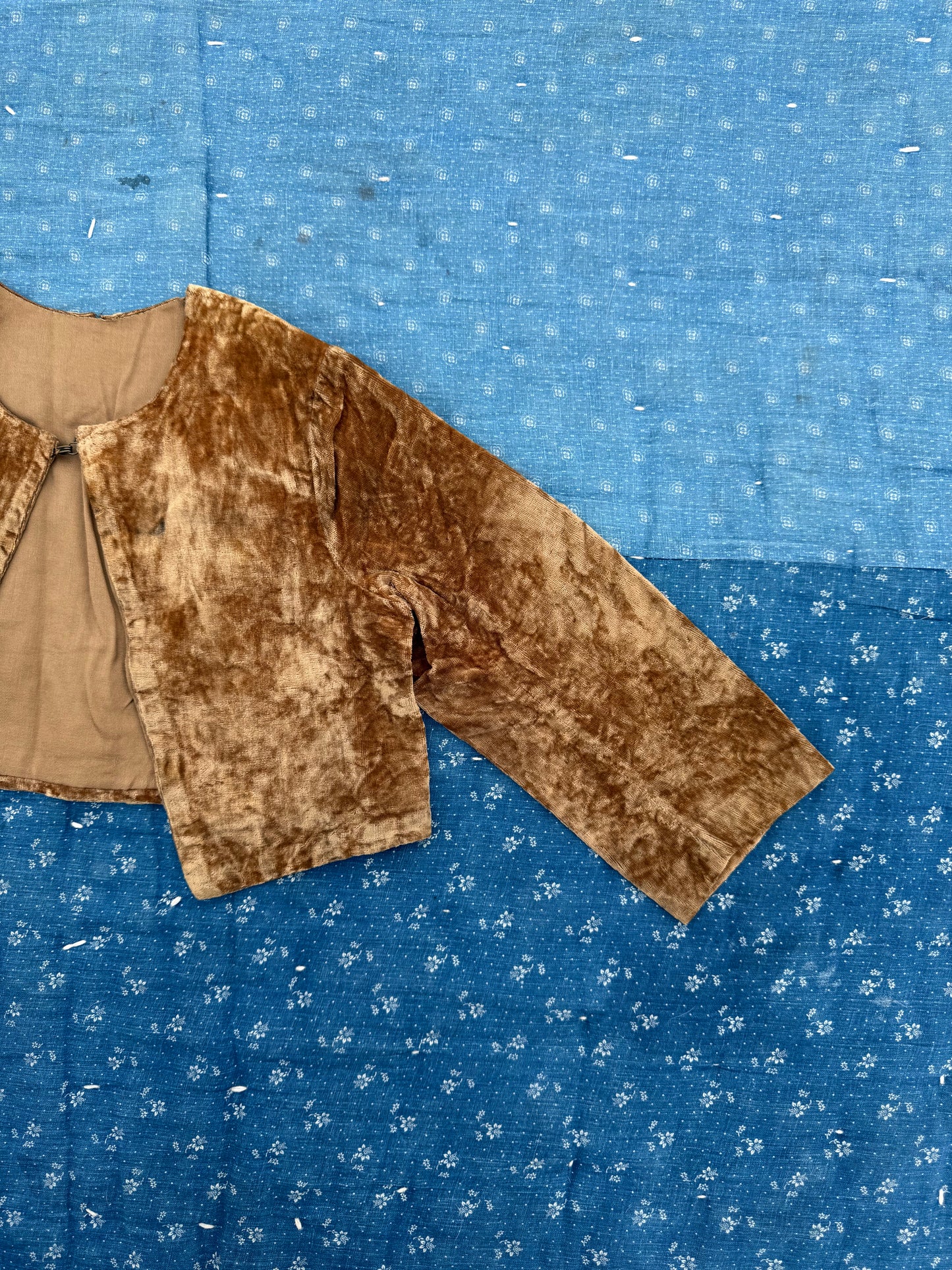 1900s golden crushed velvet jacket