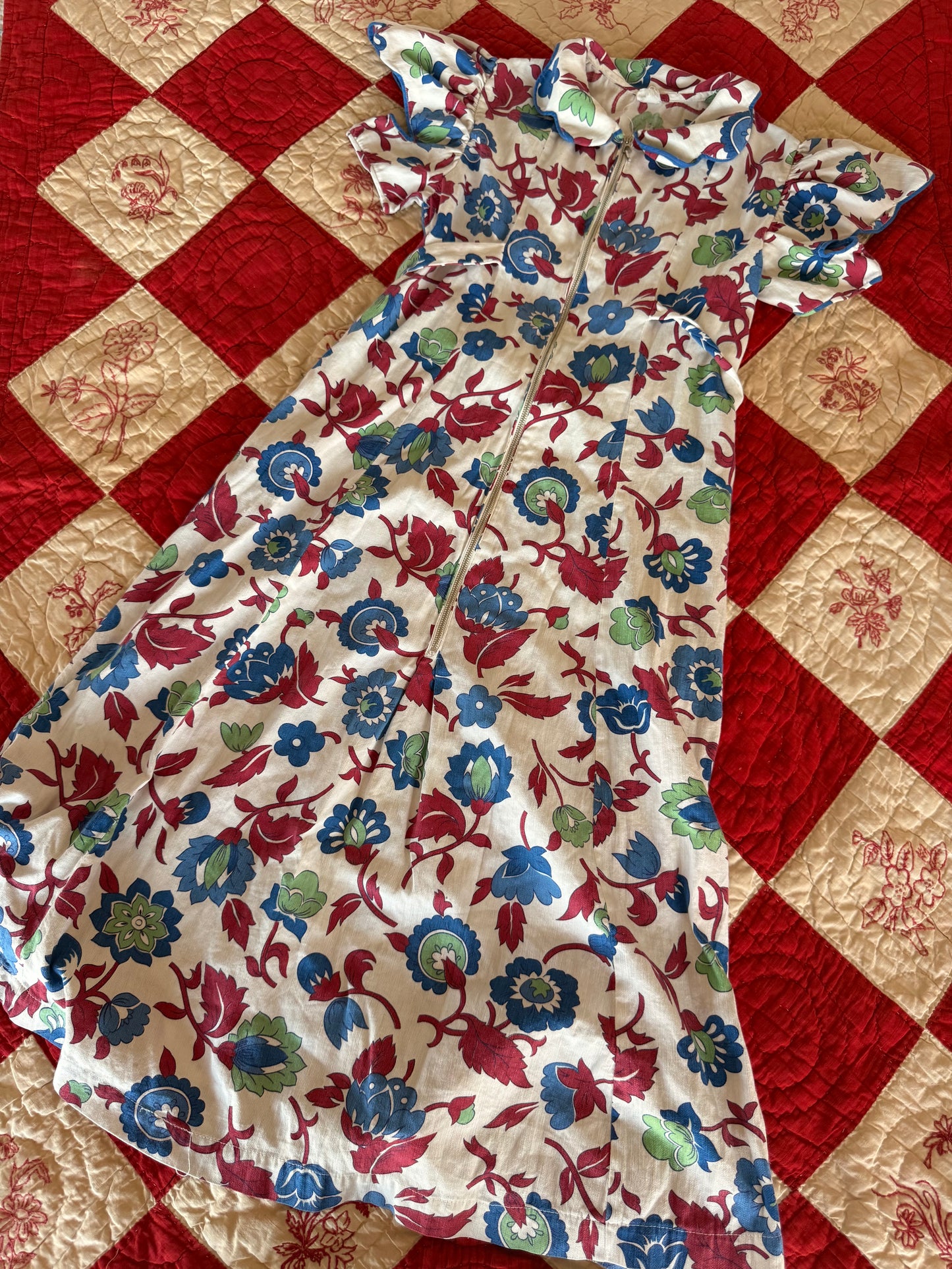 1940s deep florals dress