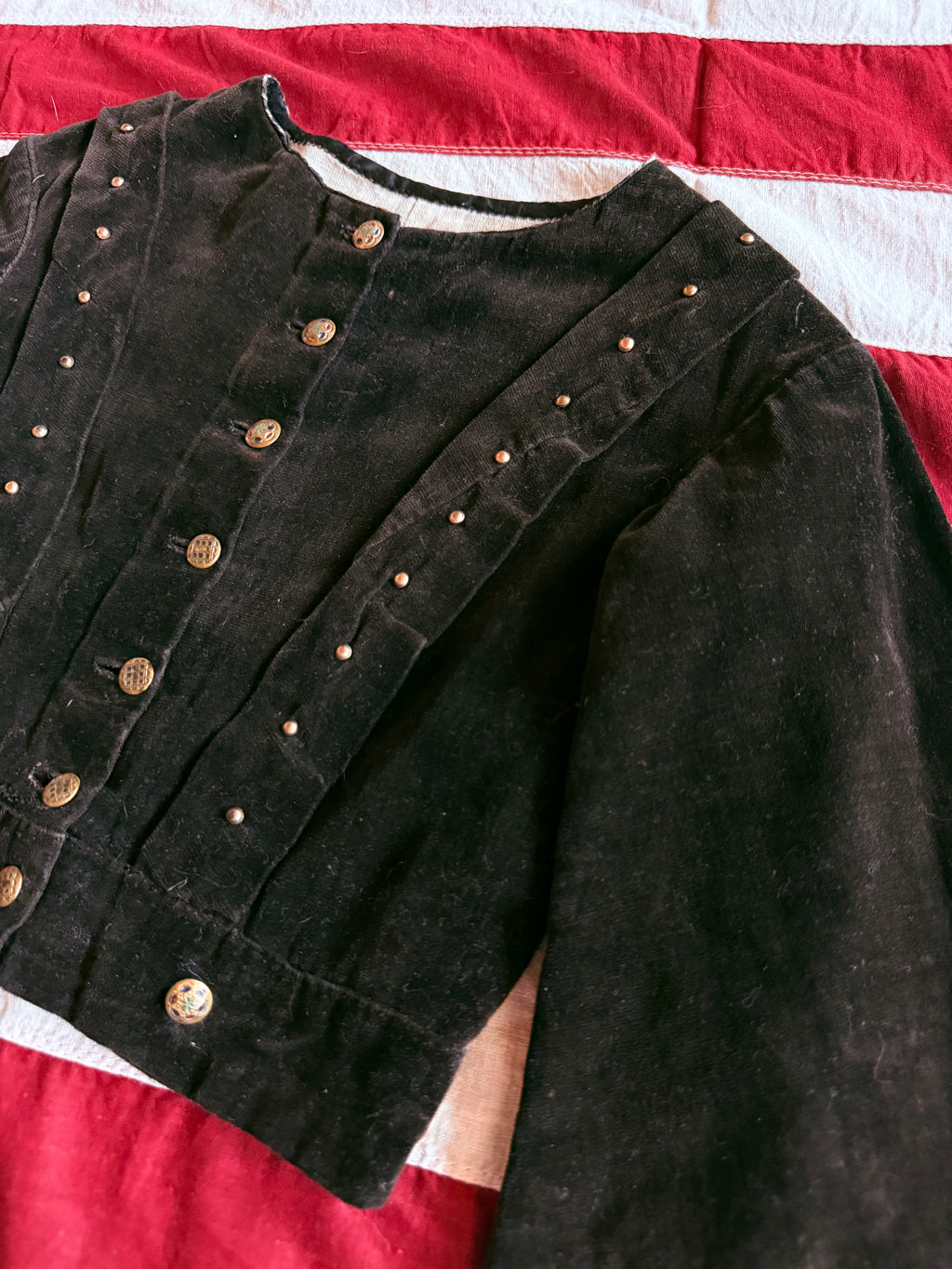 1900s velvet studded bodice