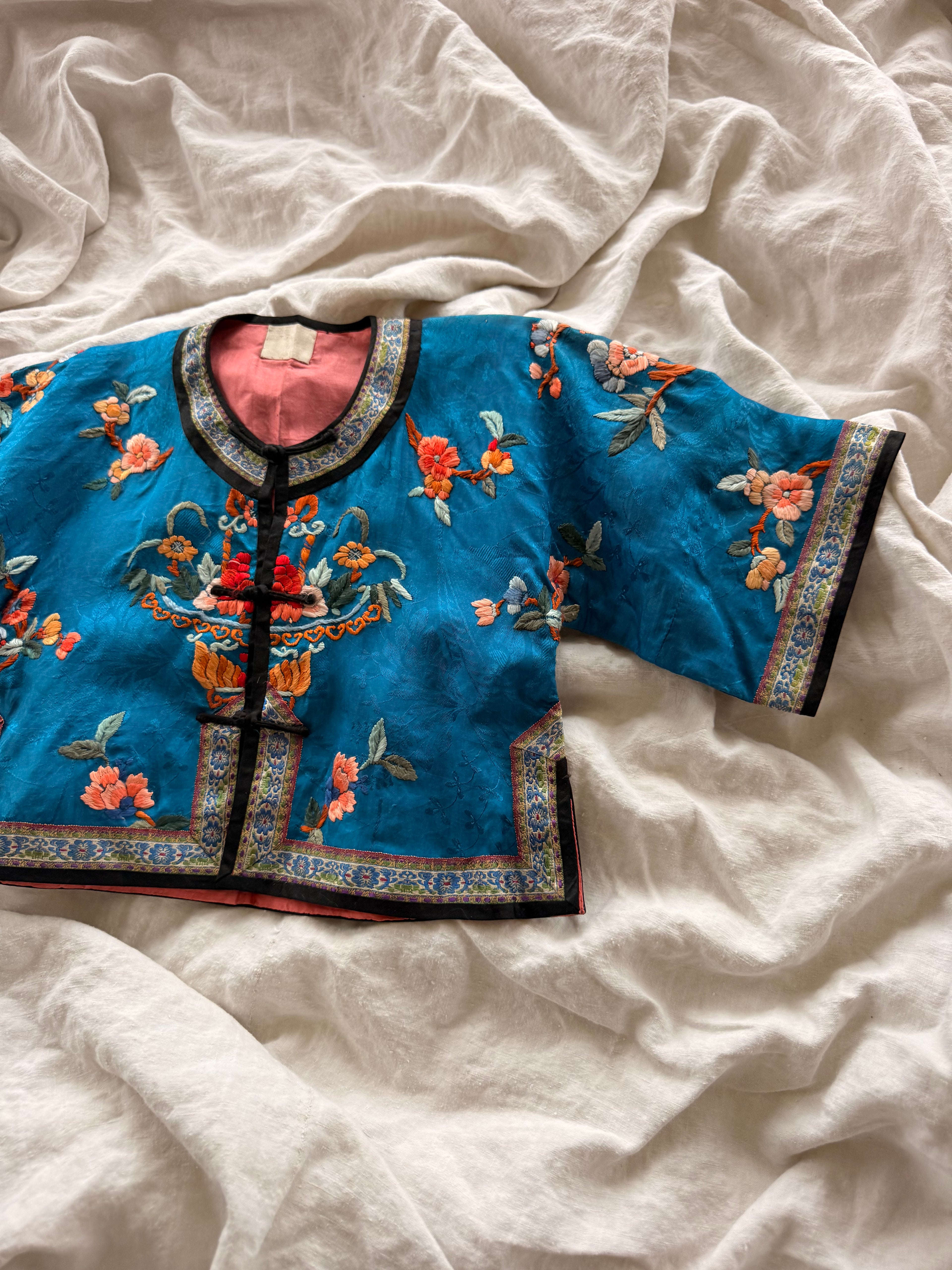 1940s chinese silk embroideredjacket