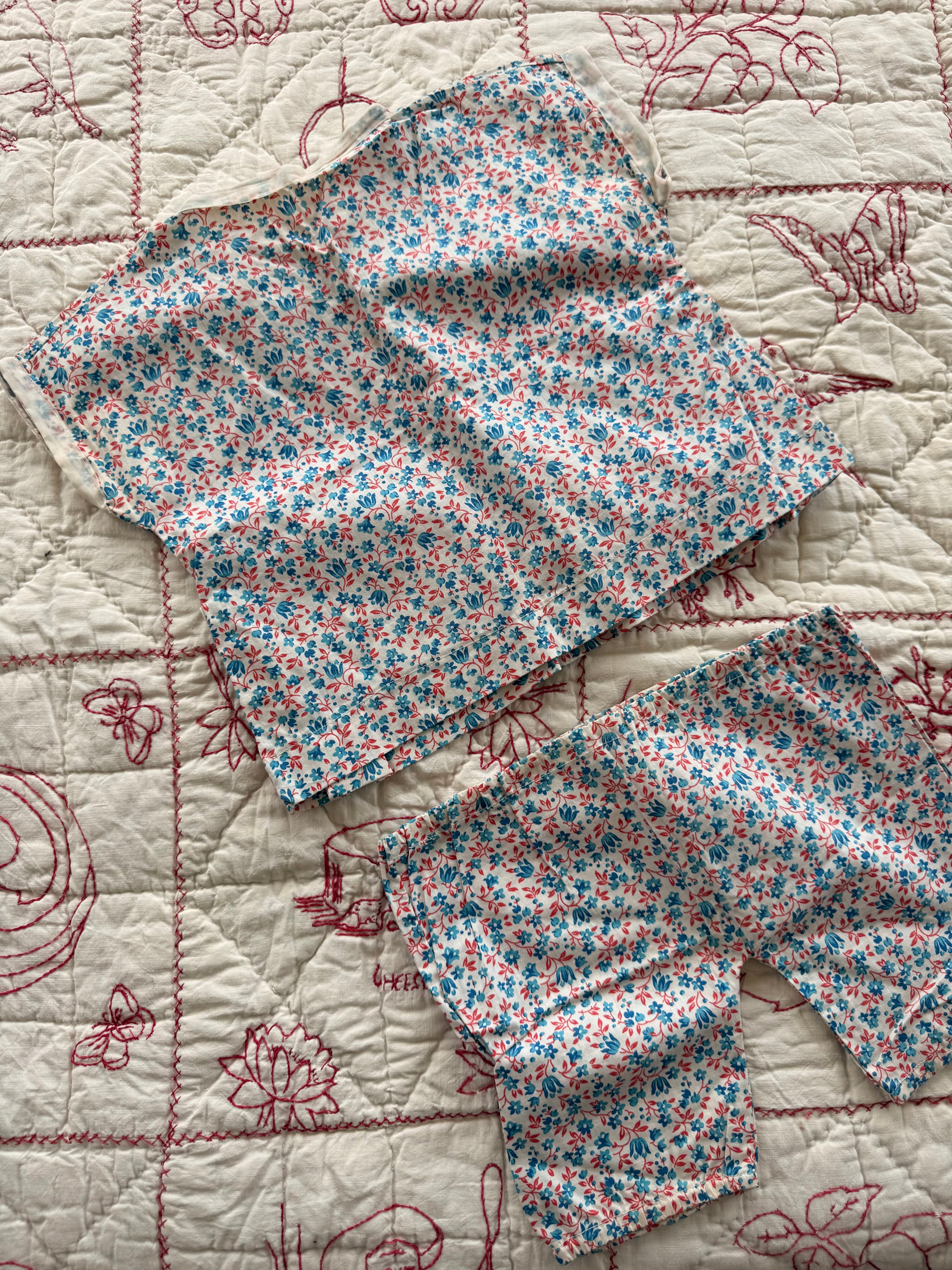 1930s blue floral set