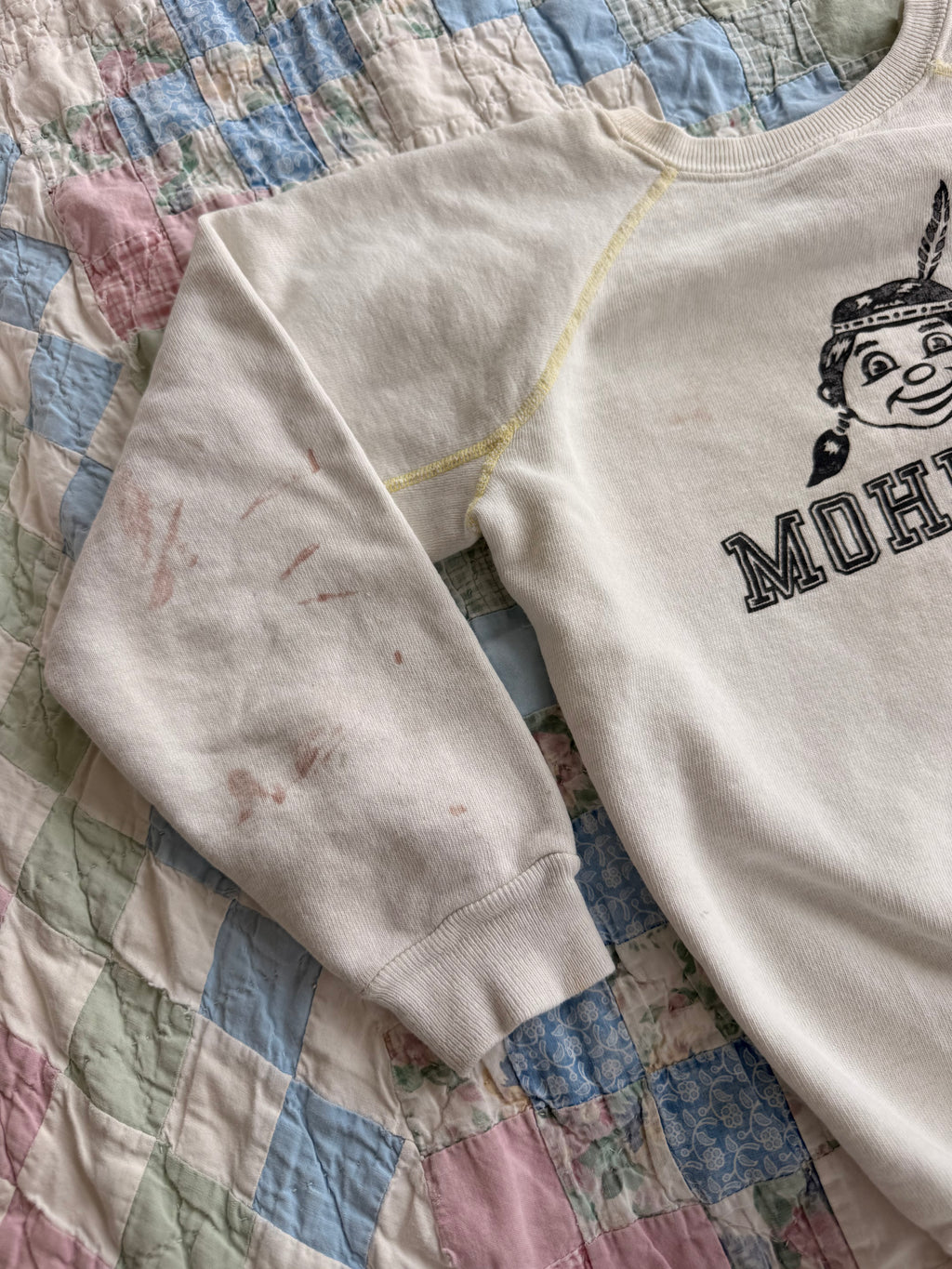 1970s mohegan sweatshirt