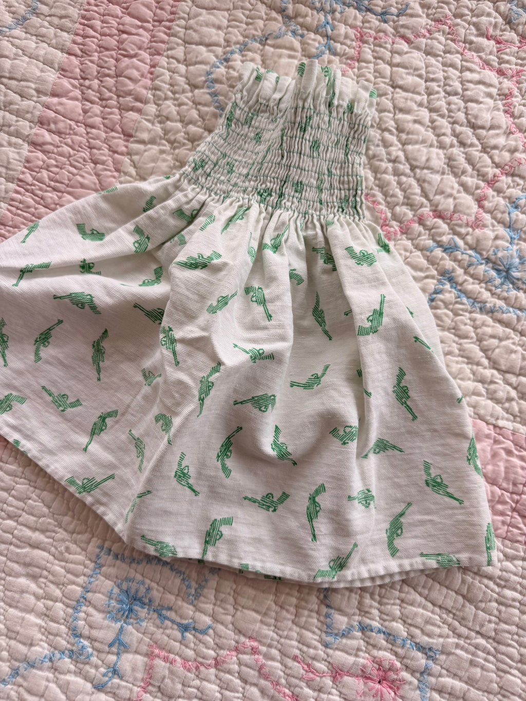 1950s green revolver print smocked set