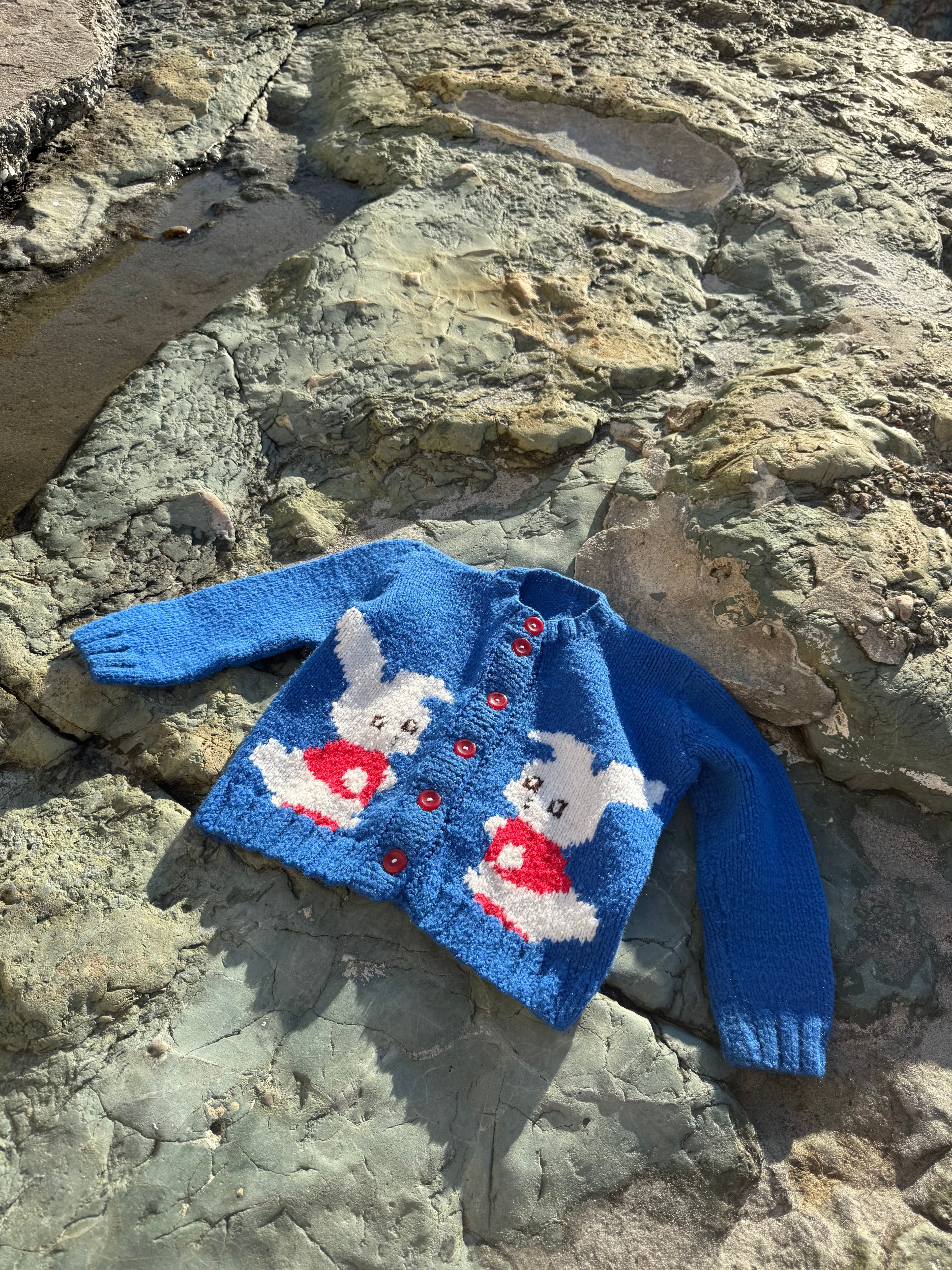 1960s wool hand knit bunny cardigan