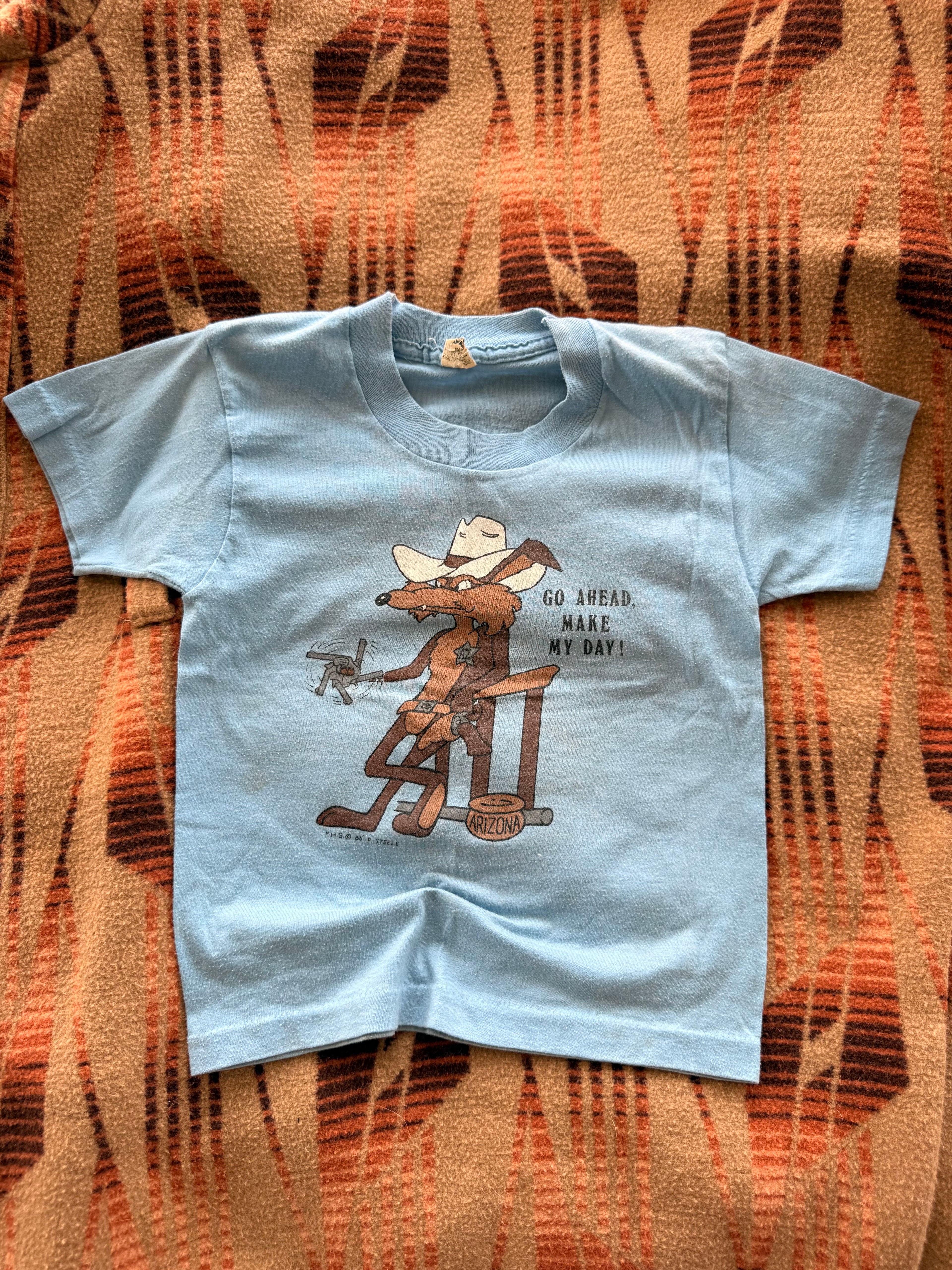 1980s wile e coyote arizona tourist tee