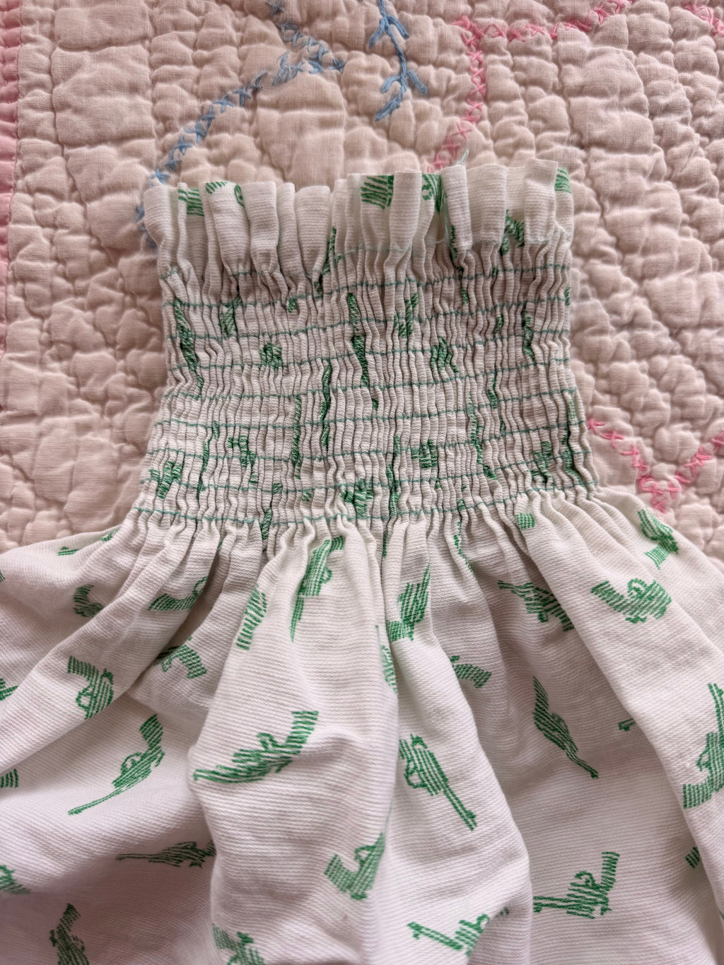1950s green revolver print smocked set