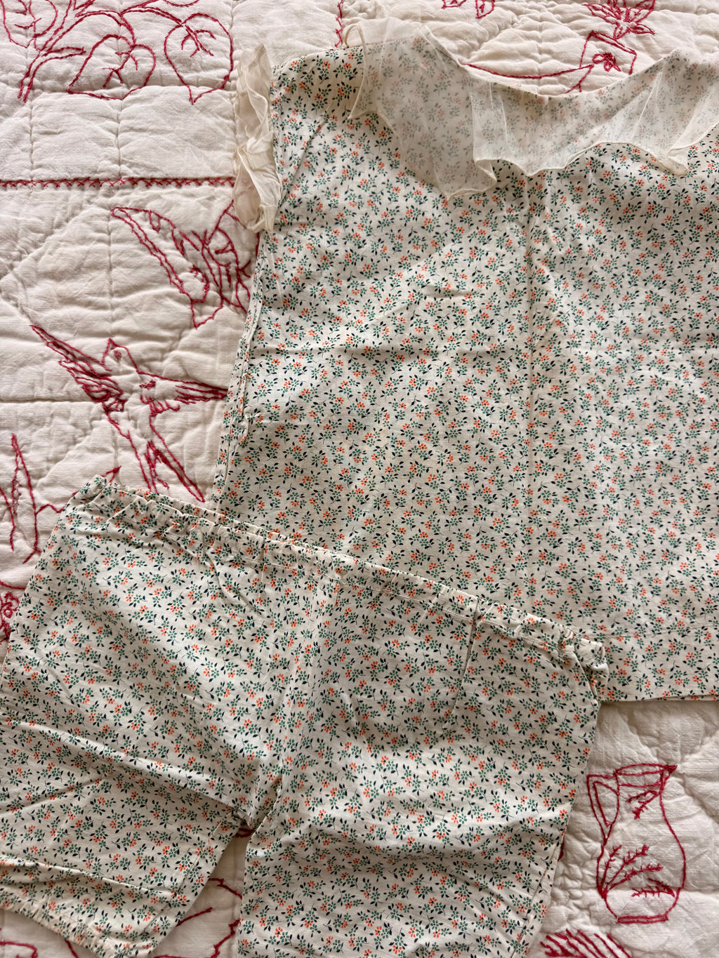 1930s green floral set