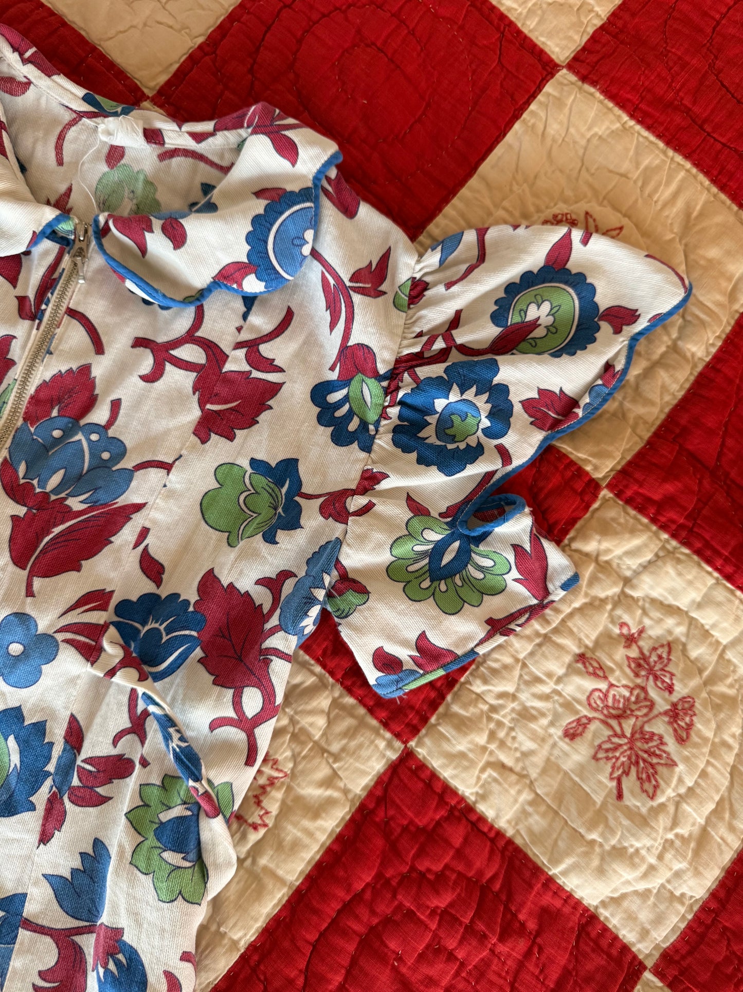 1940s deep florals dress