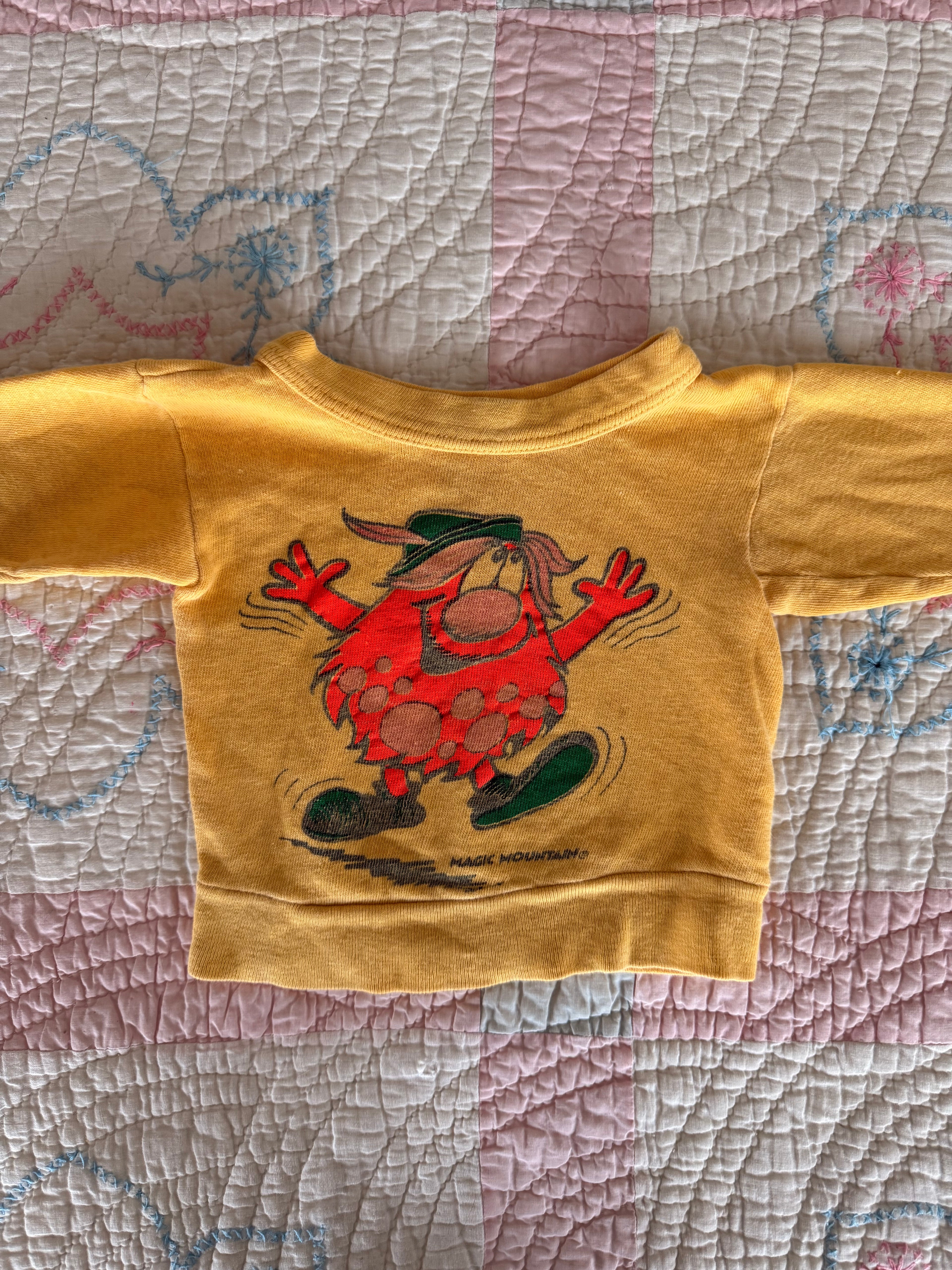 1970s magic mountain amusement park souvenir sweatshirt, bloop the troll