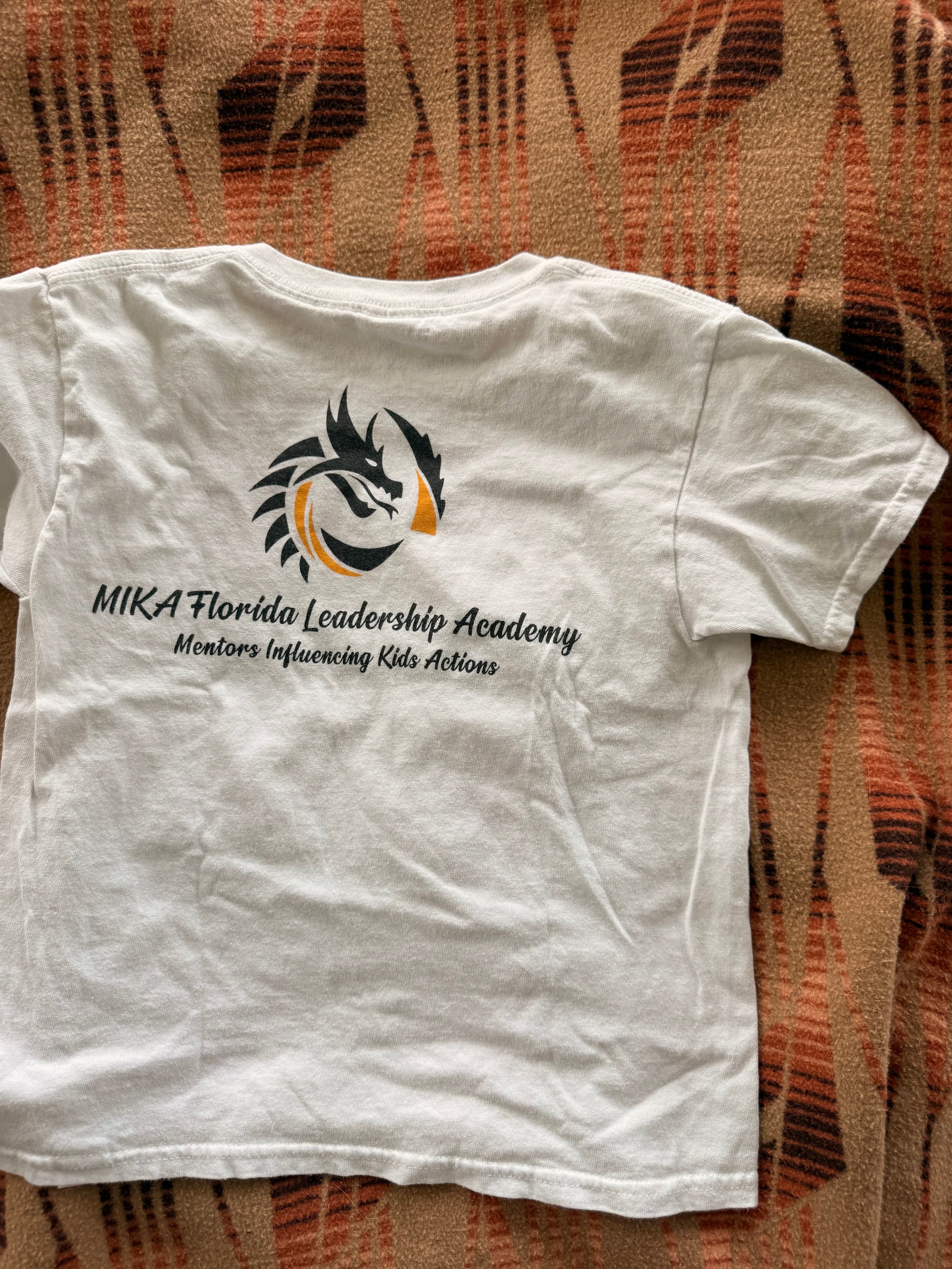 2000s christian mentors tee