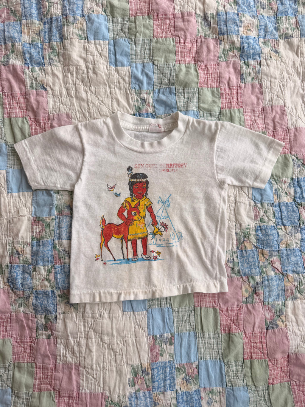1960s six gun territory souvenir tee