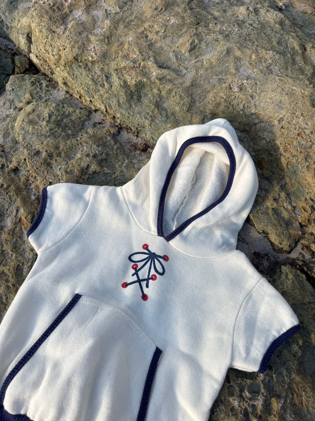 1960s faux lace up hoodie tee