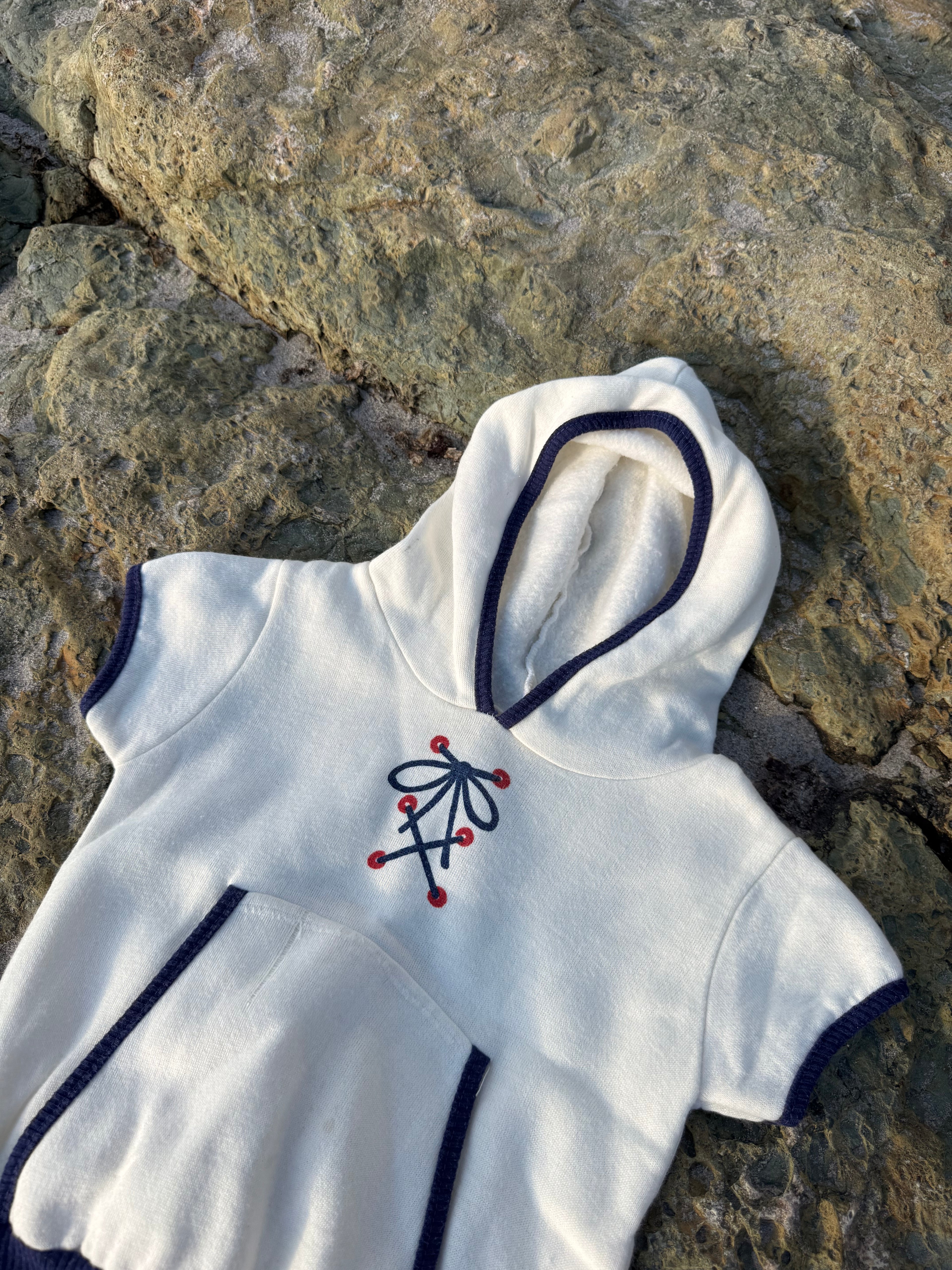 1960s faux lace up hoodie tee