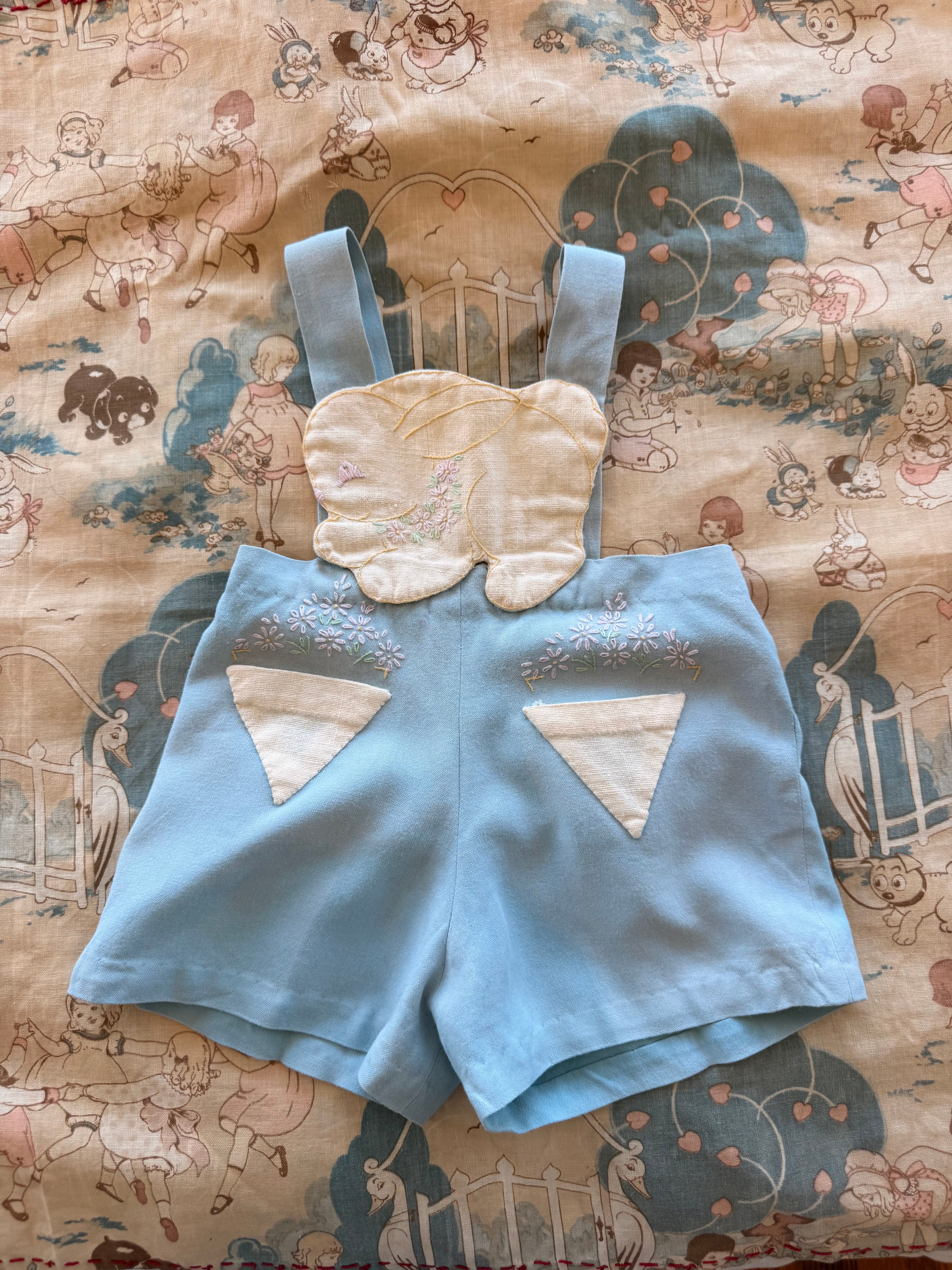 1950s embroidered bunny overall shorts