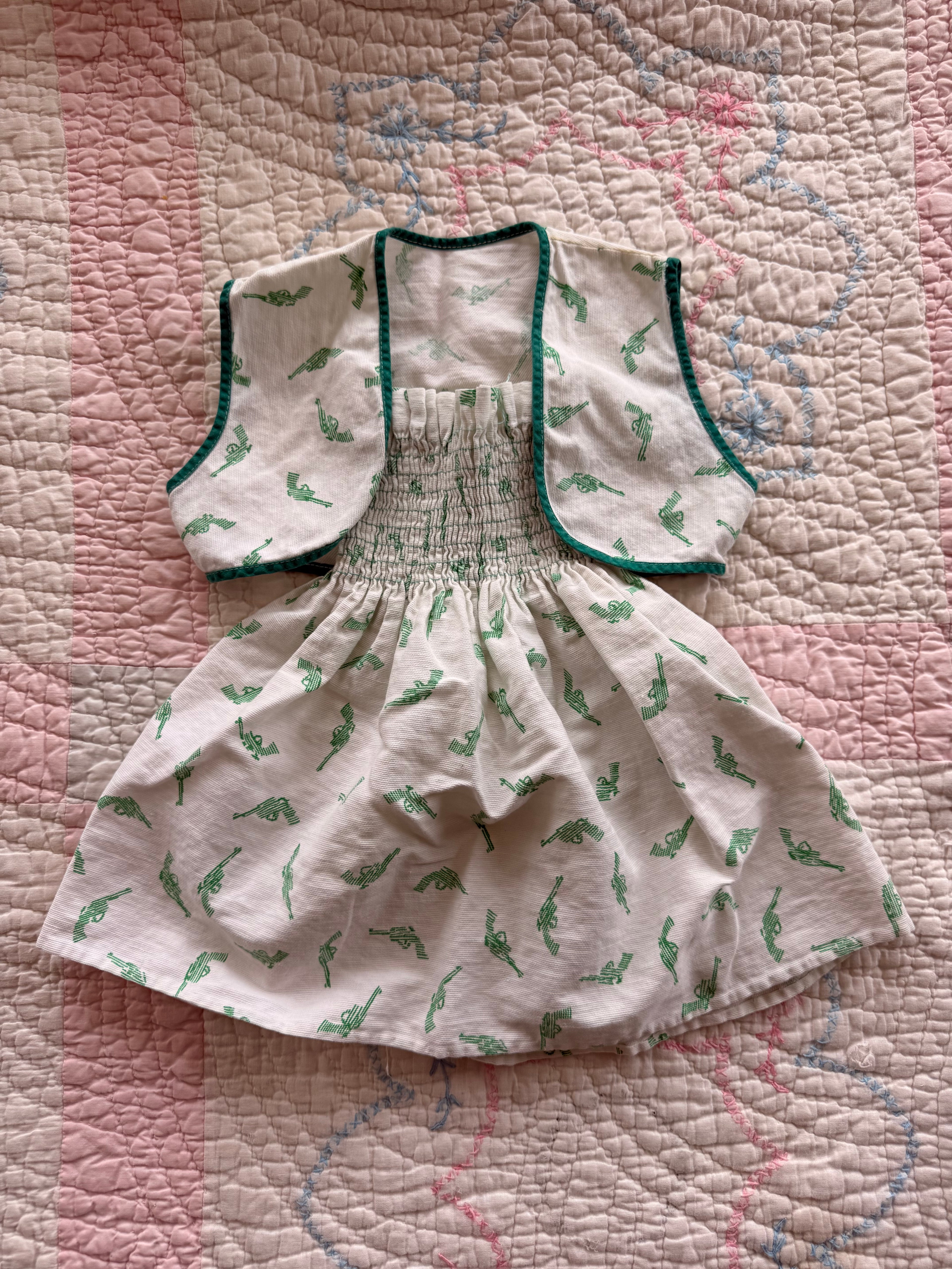 1950s green revolver print smocked set