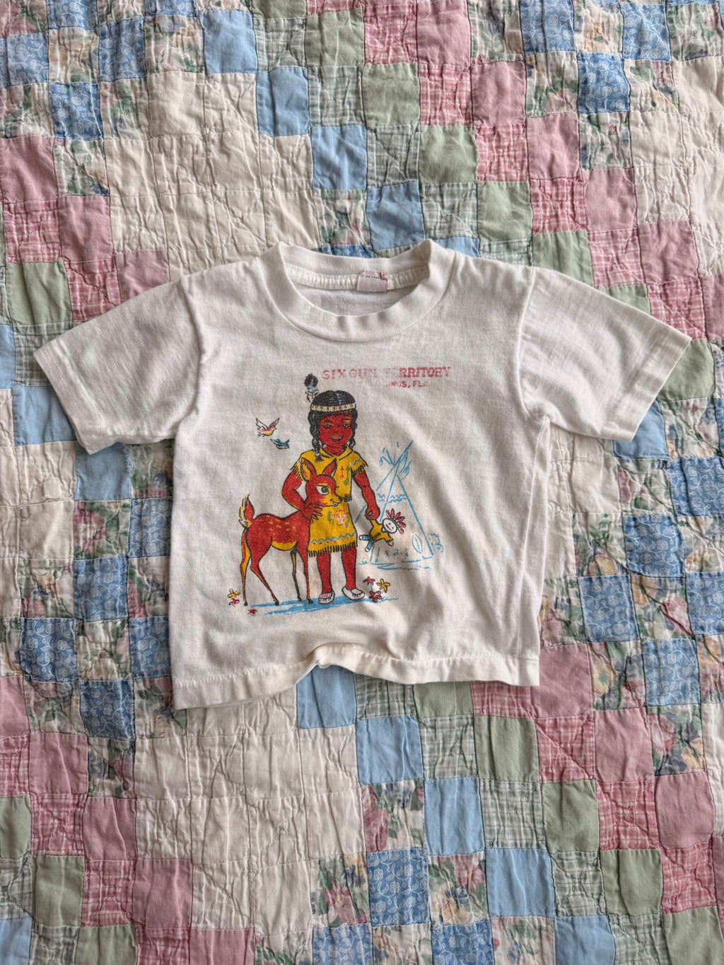 1960s six gun territory souvenir tee