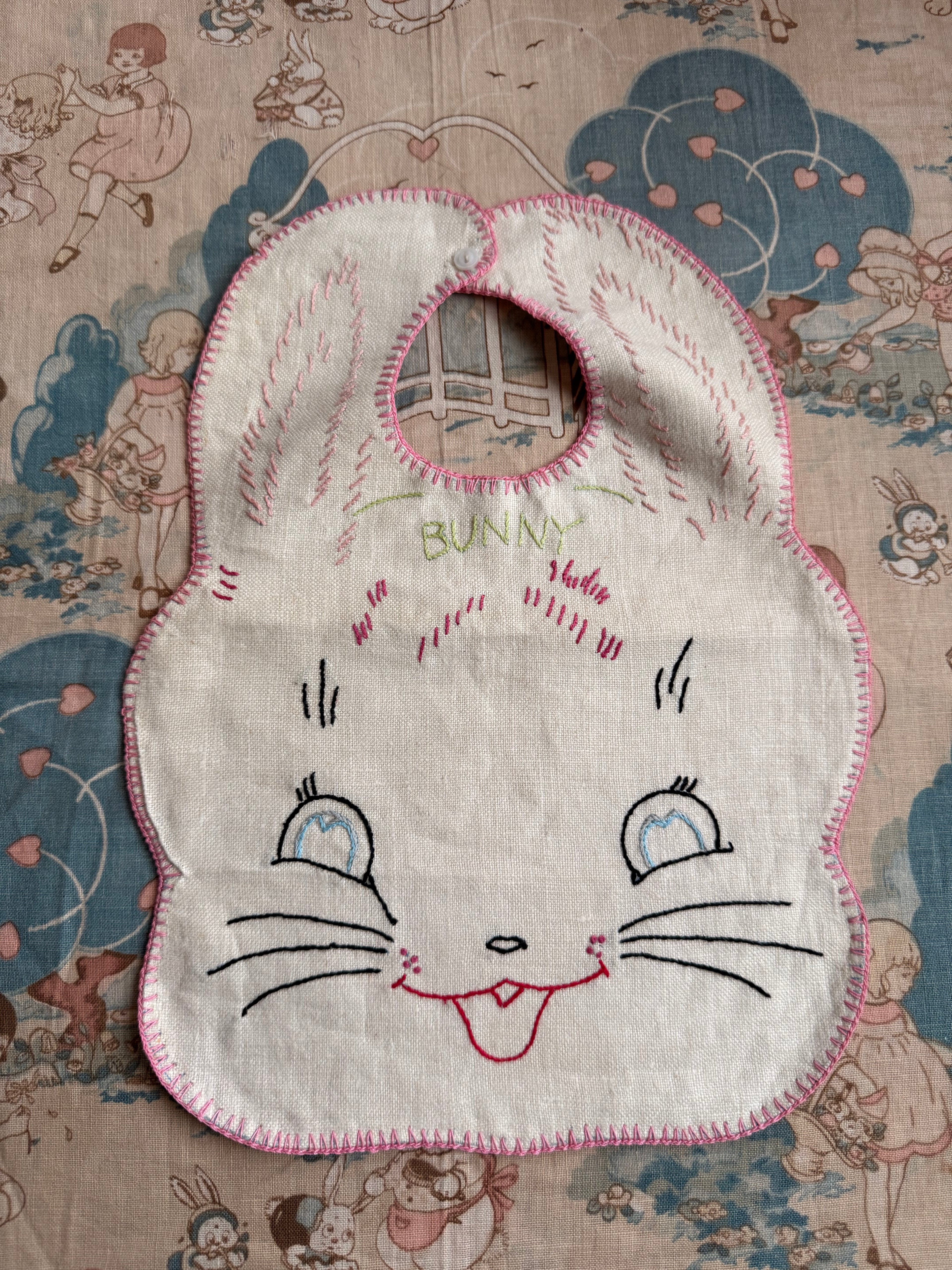1940s bunny bib