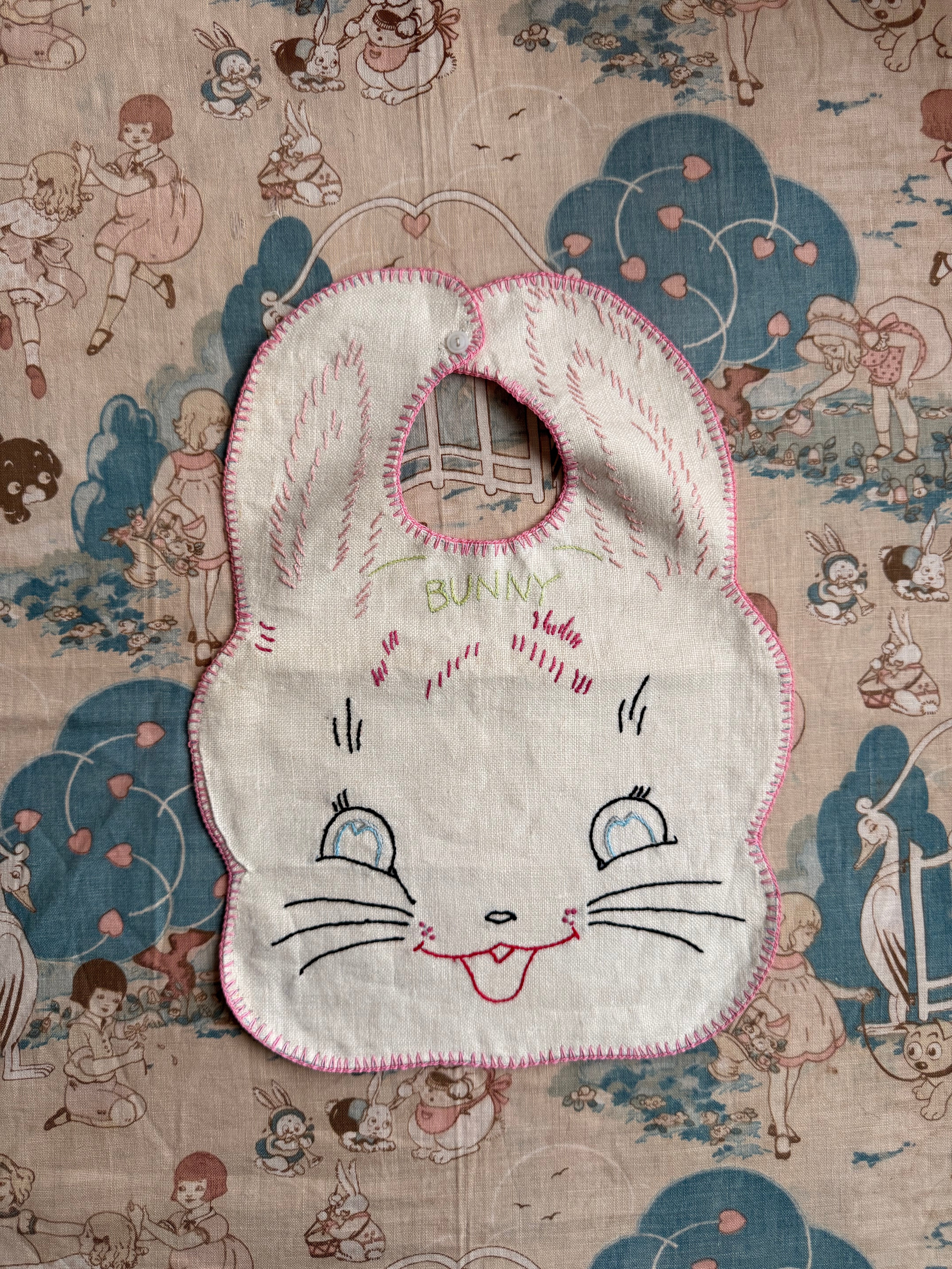1940s bunny bib