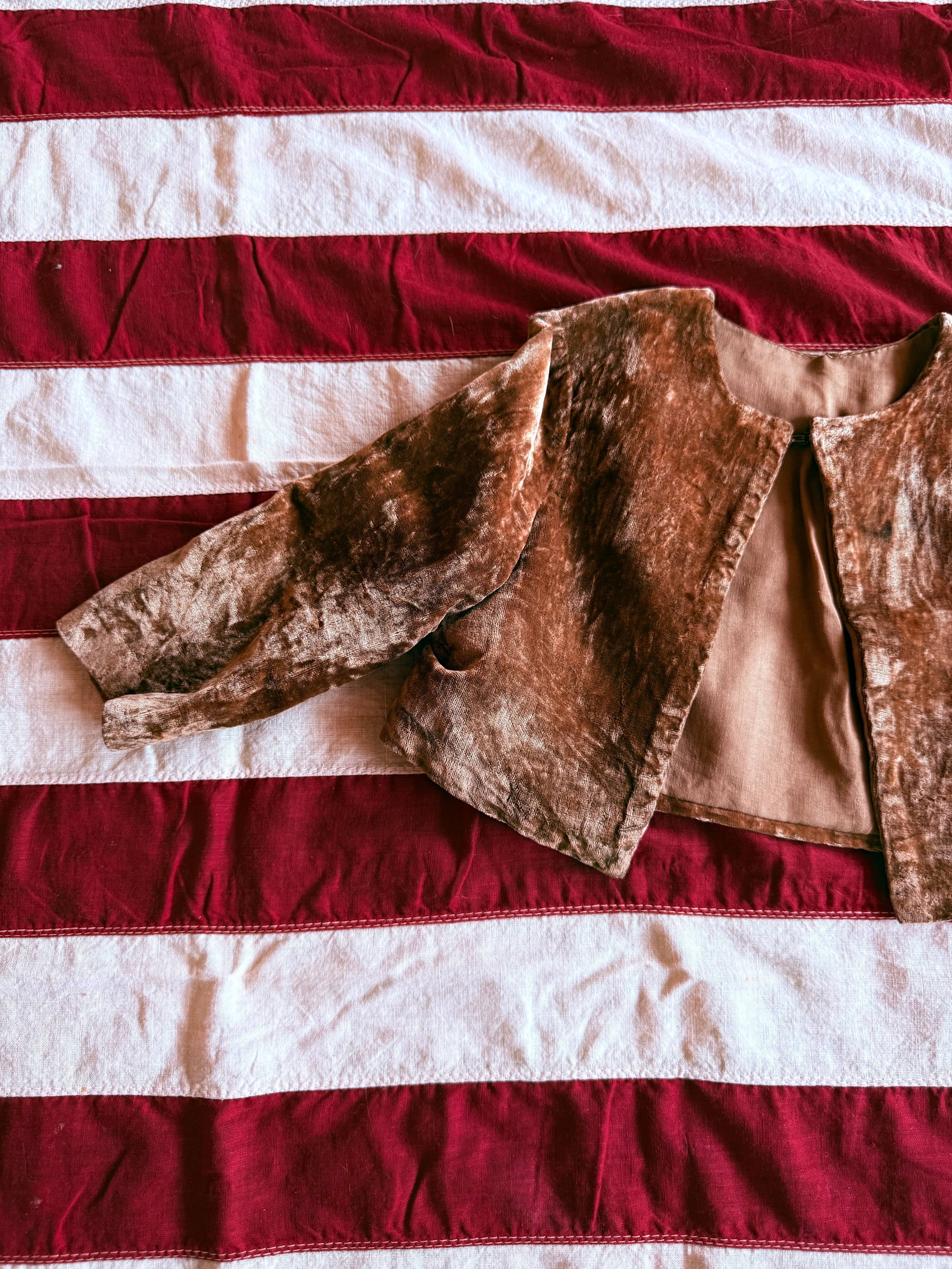 1900s crushed gold velvet cropped jacket