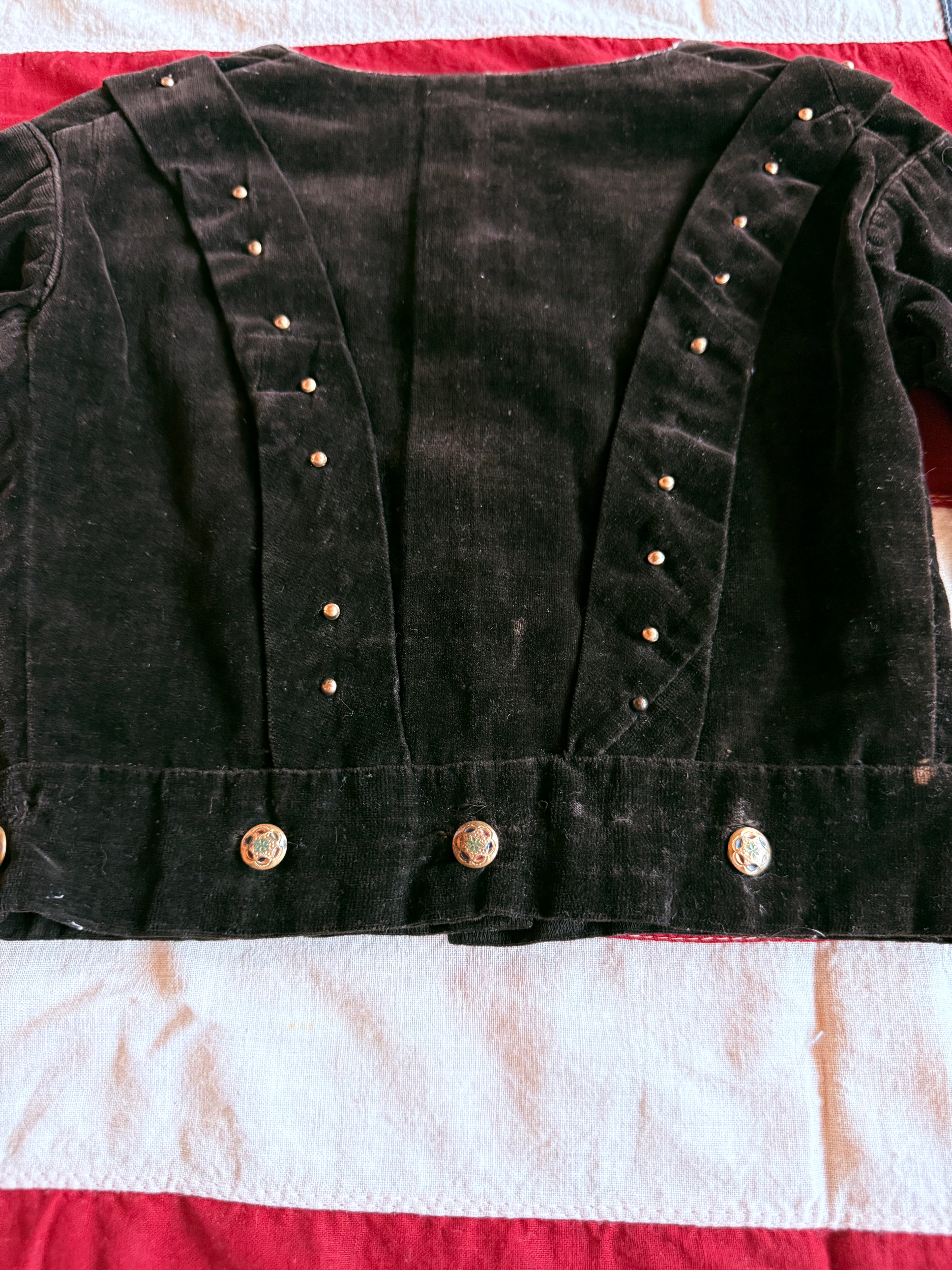 1900s velvet studded bodice