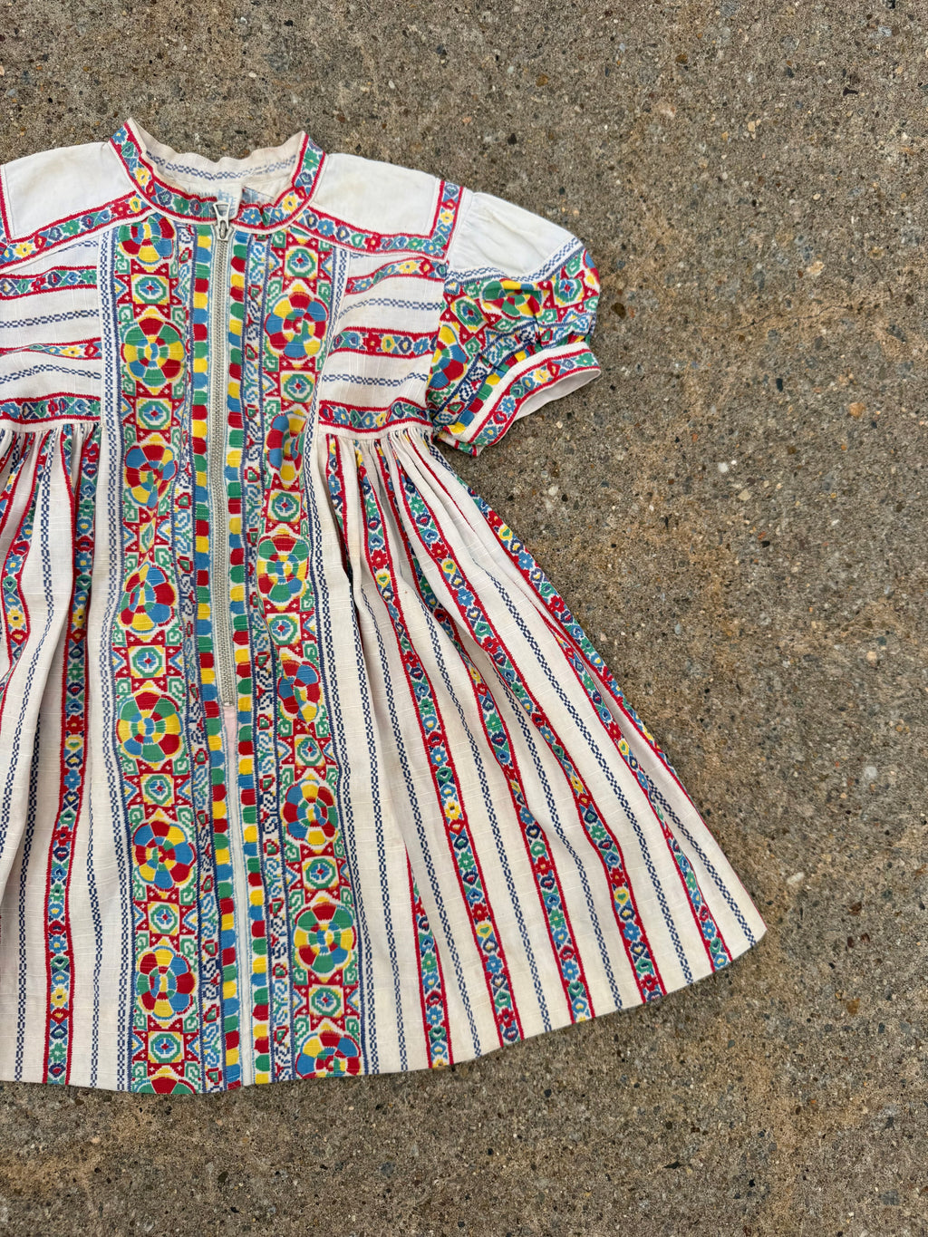 1930s geometric floral zip dress