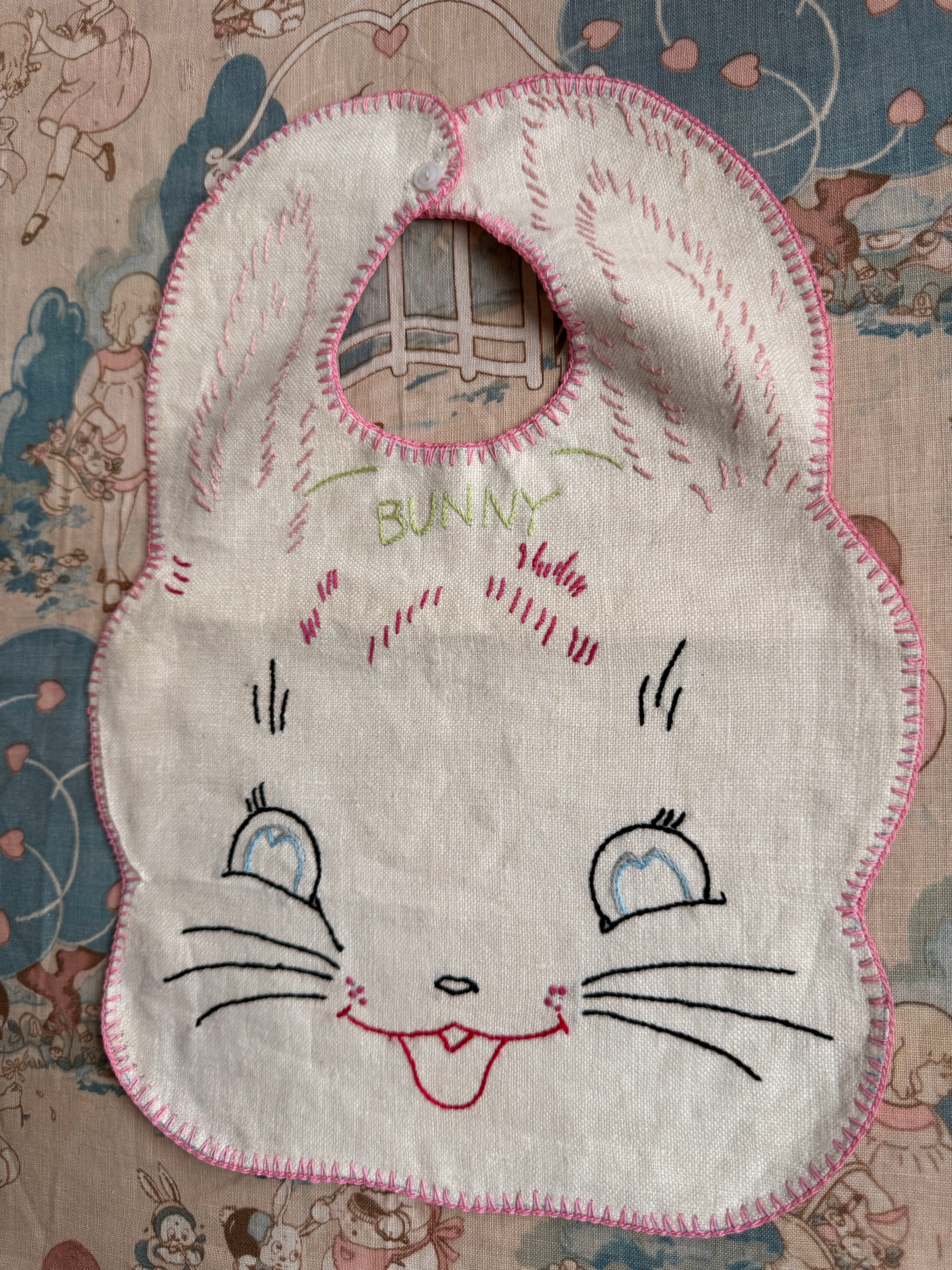 1940s bunny bib