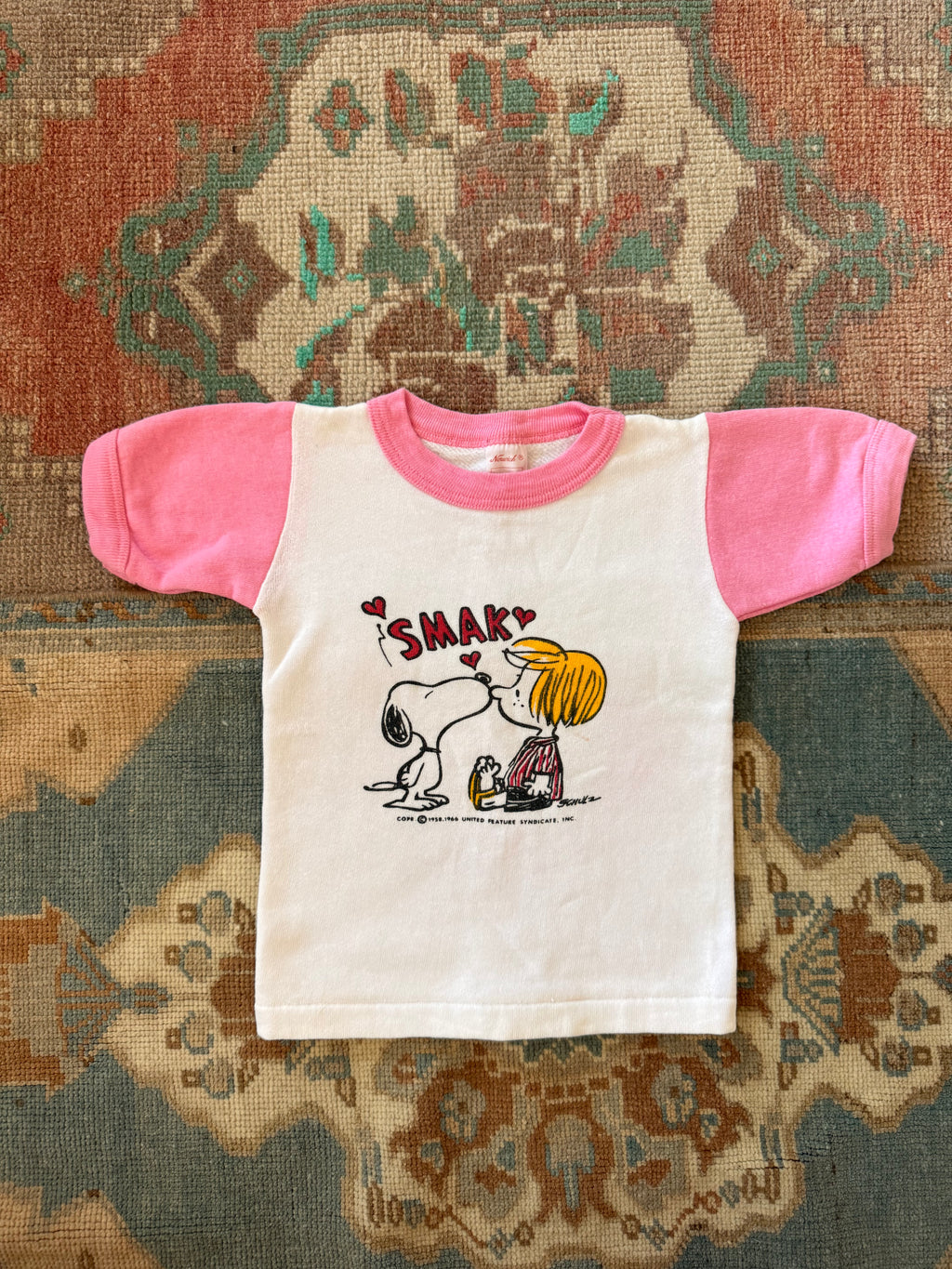 1960s snoopy & peppermint patty kissing norwich peanuts sweatshirt tee