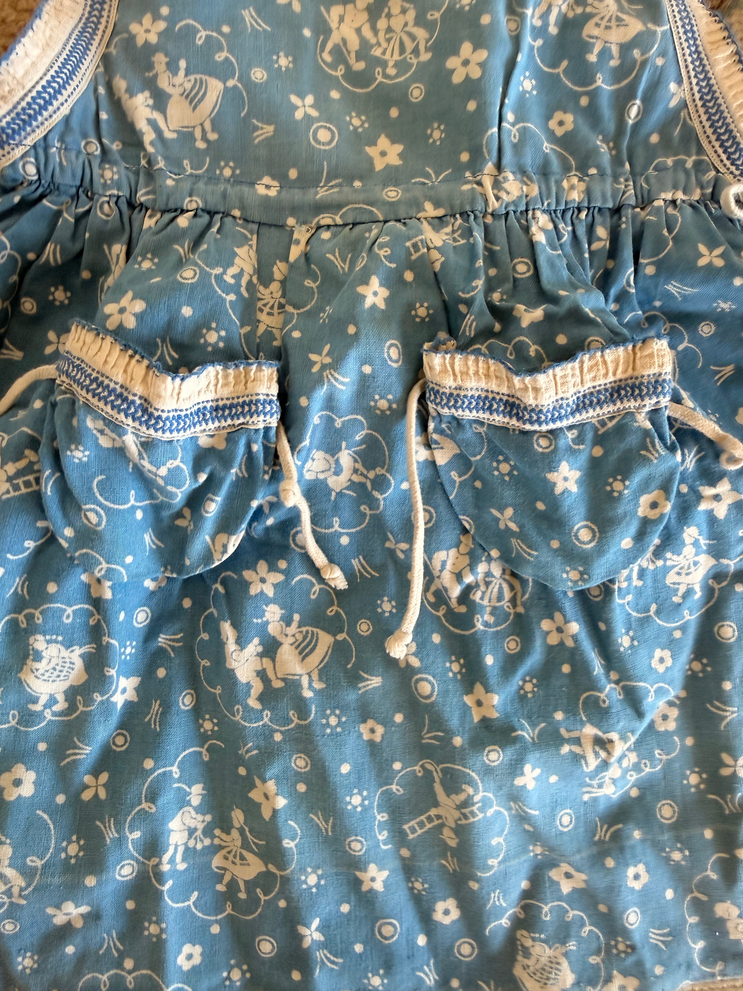 1940s dutch smock dress