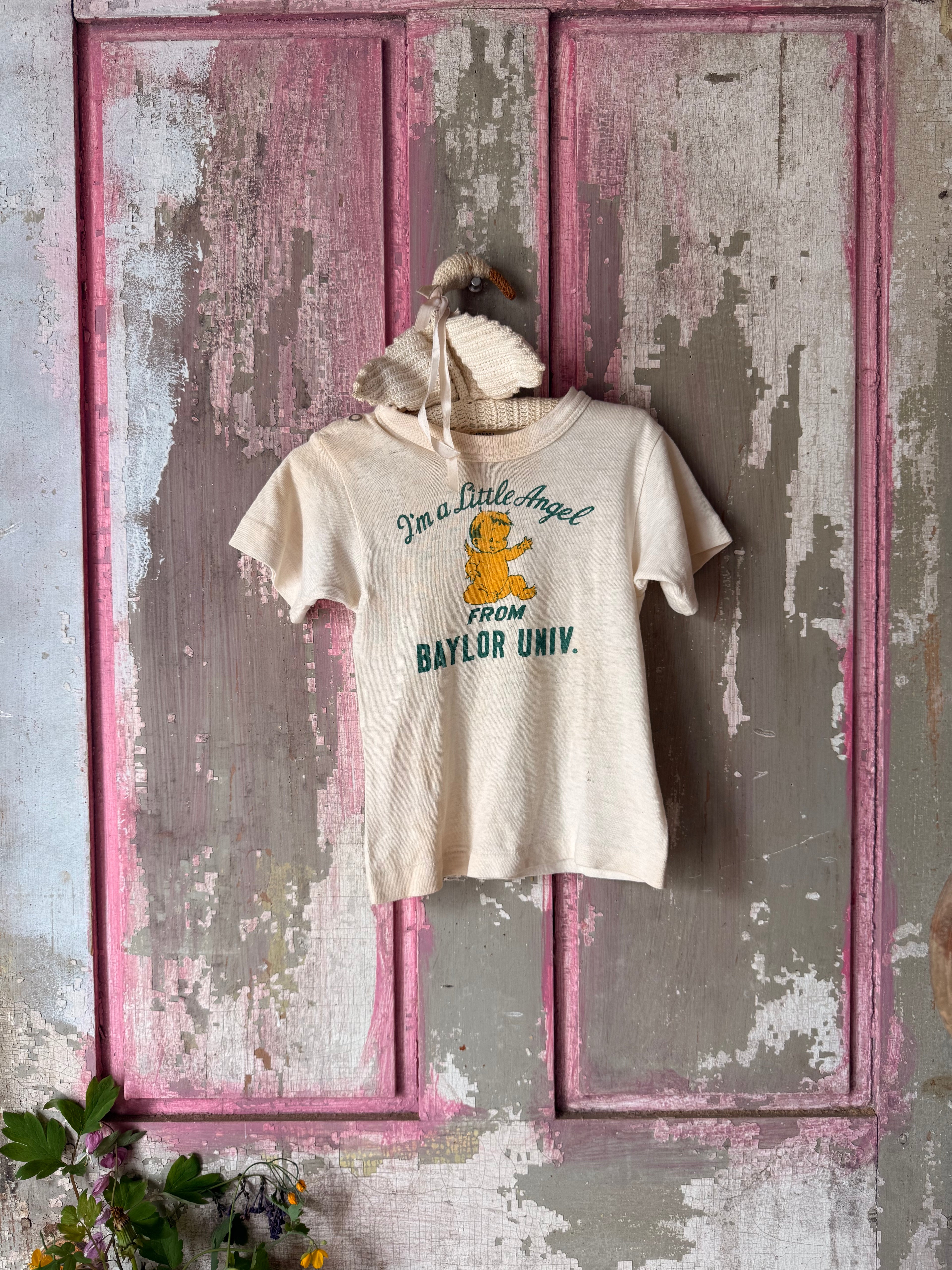 1950s baylor university angel tee