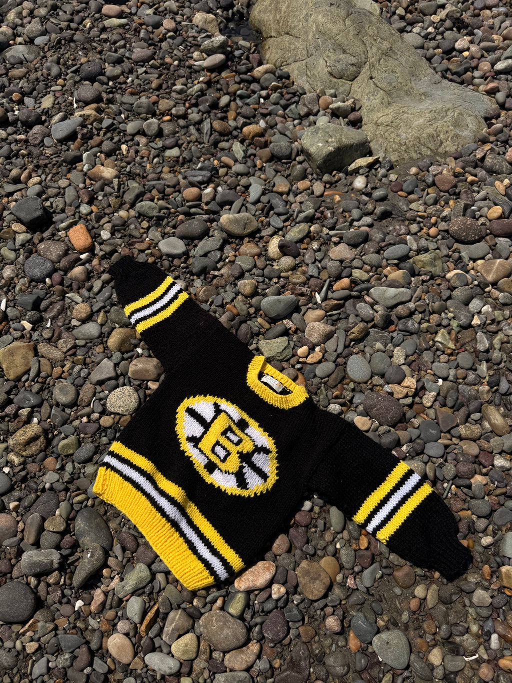 1970s boston bruins hand knit sweater
