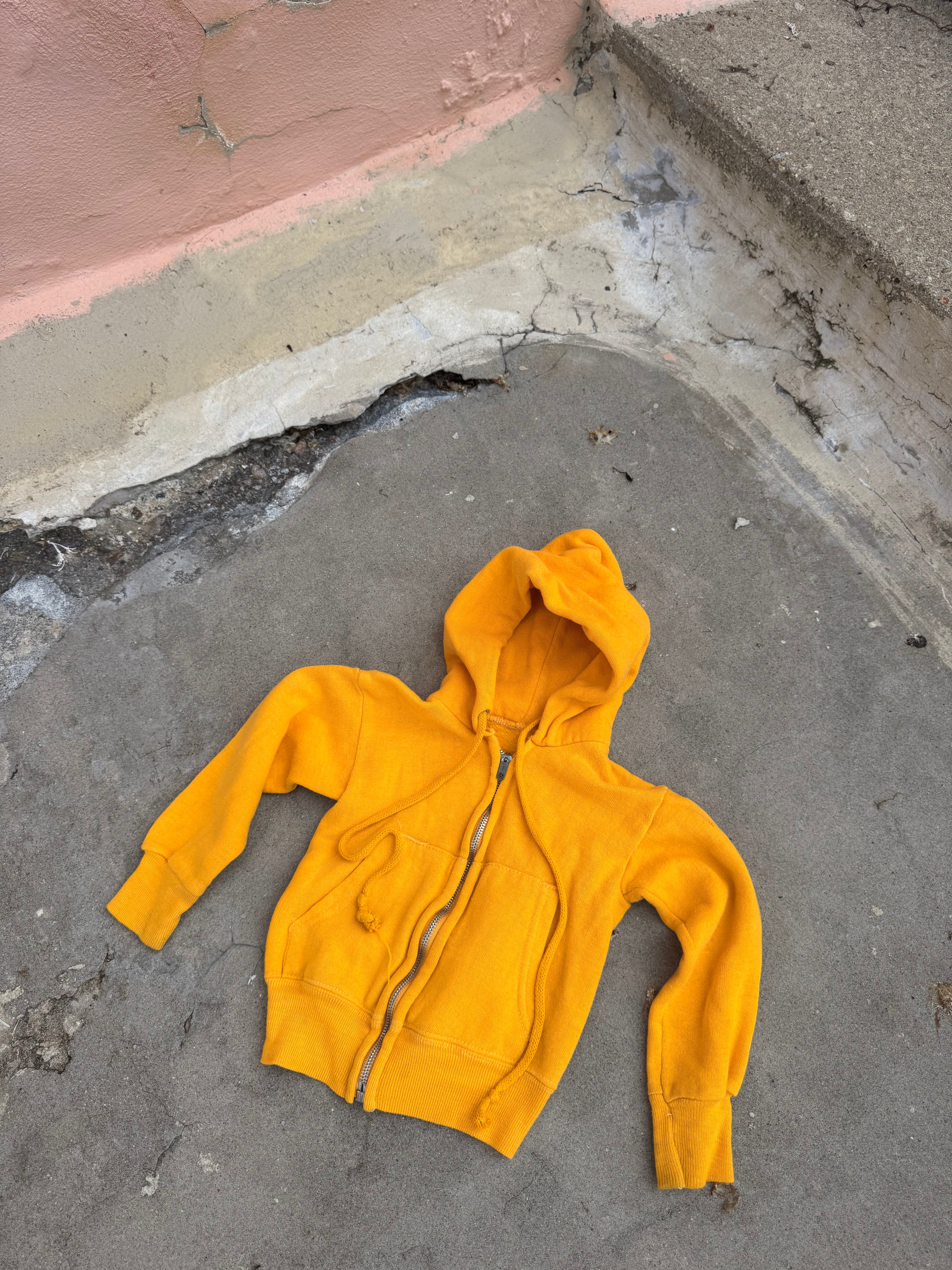1980s golden yellow hoodie
