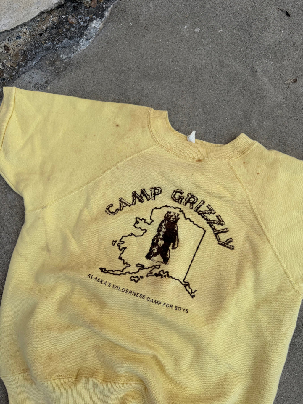 1970s camp grizzly alaskan sweatshirt tee