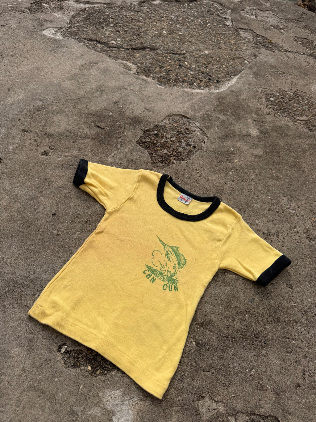 1970s cancun tee