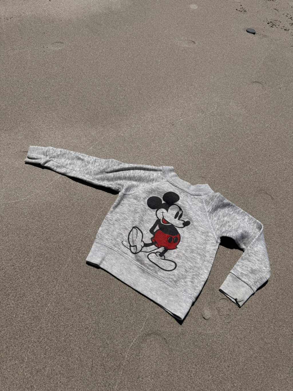 1980s mickey mouse sweatshirt, grey