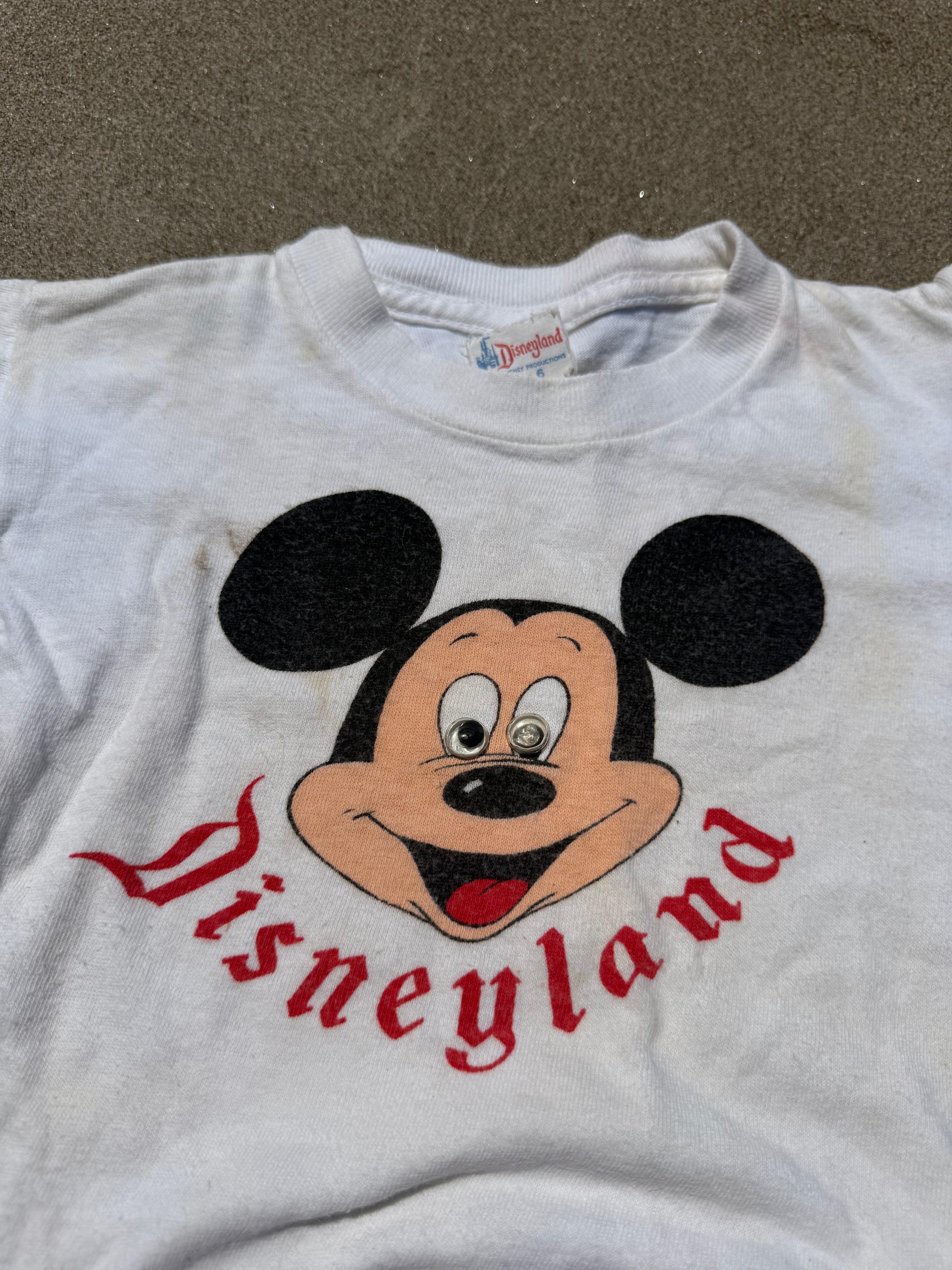 1960s mickey mouse wiggle eyes disneyland tee