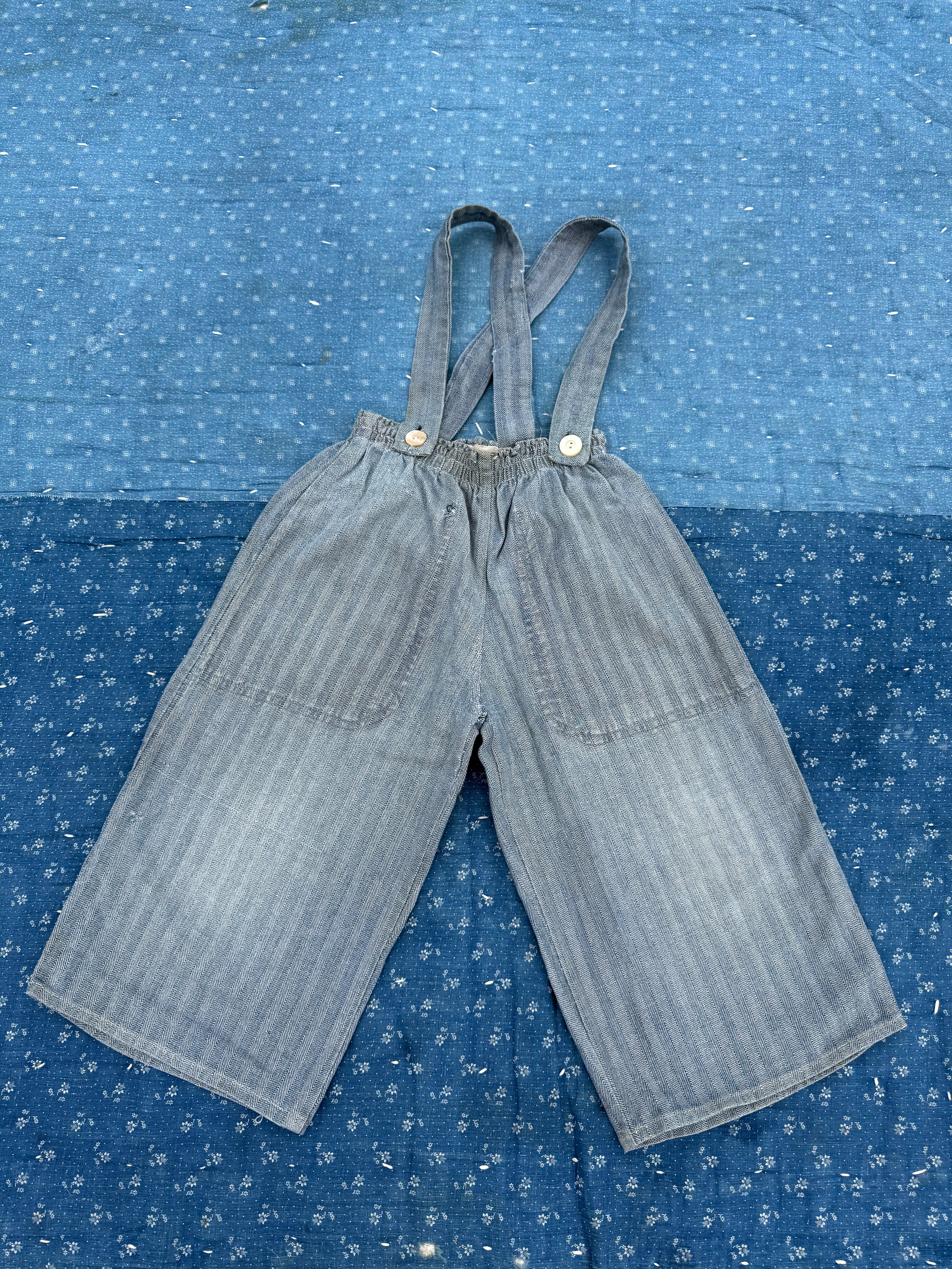 1940s chevron workwear overalls