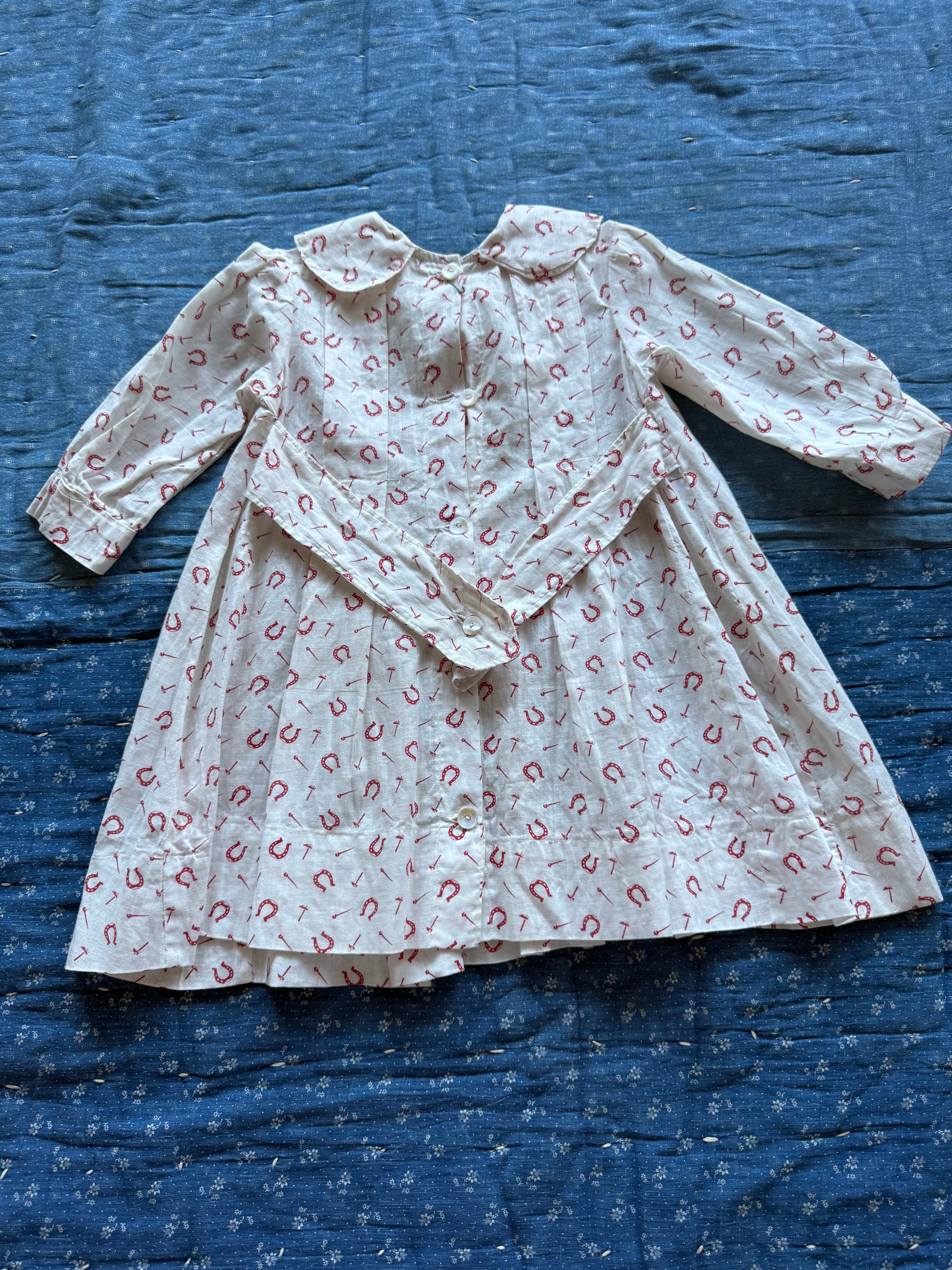 1890s horseshoe dress