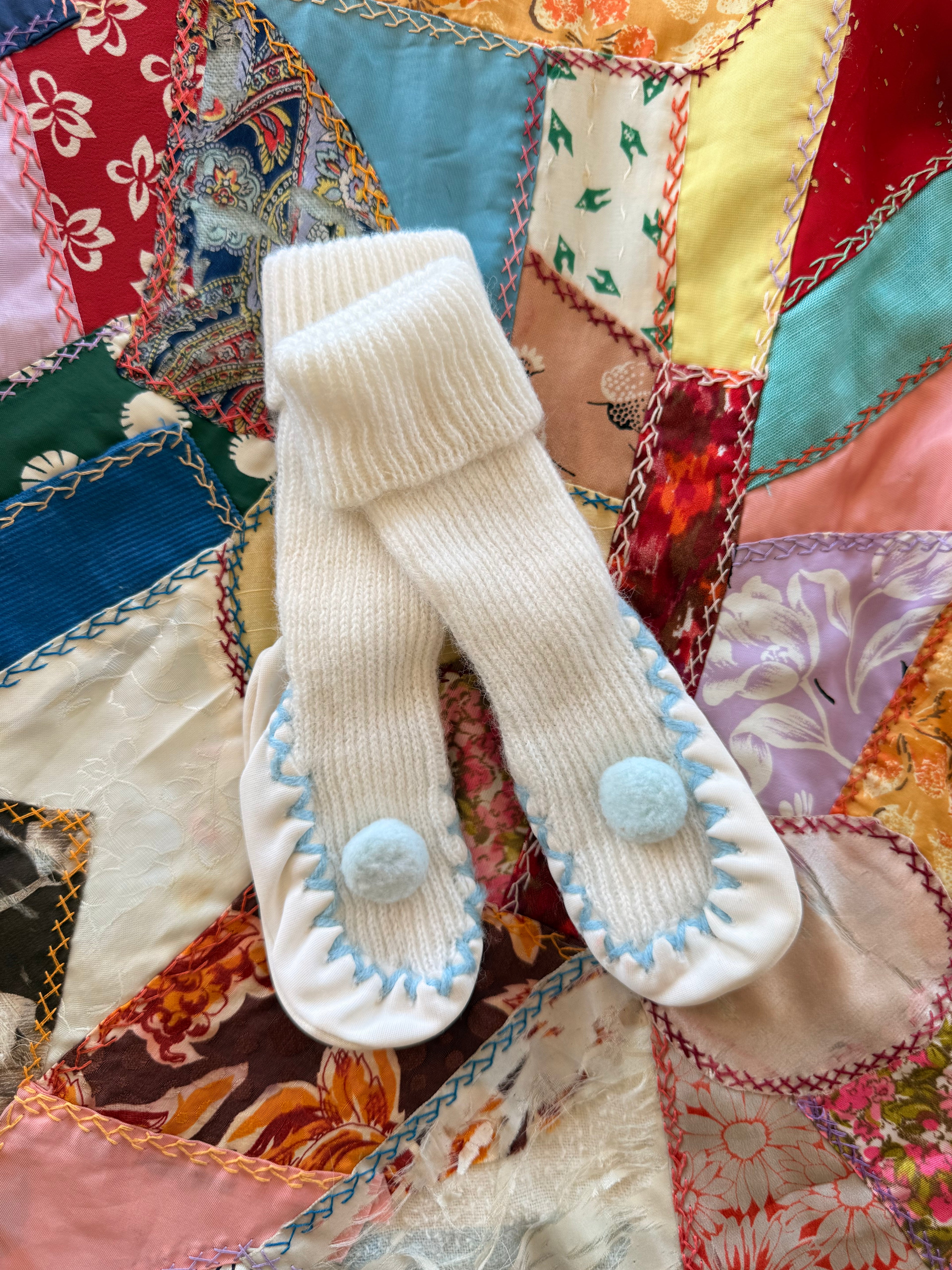1960s pom pom baby booties