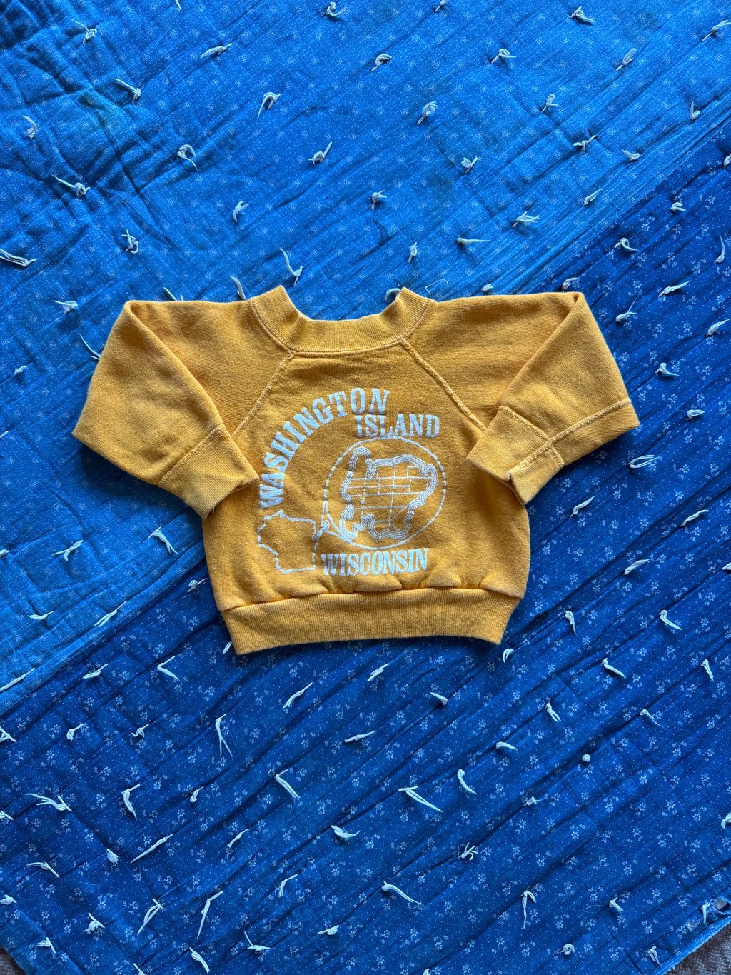 1960s washington island wisconsin souvenir sweatshirt