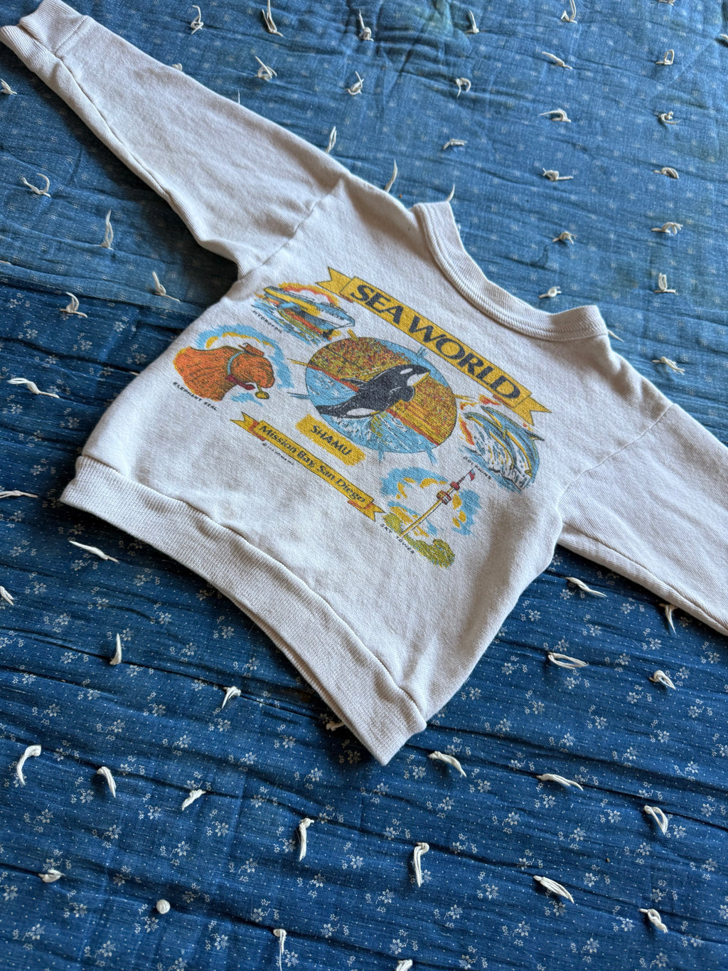 1970s sea world souvenir sweatshirt