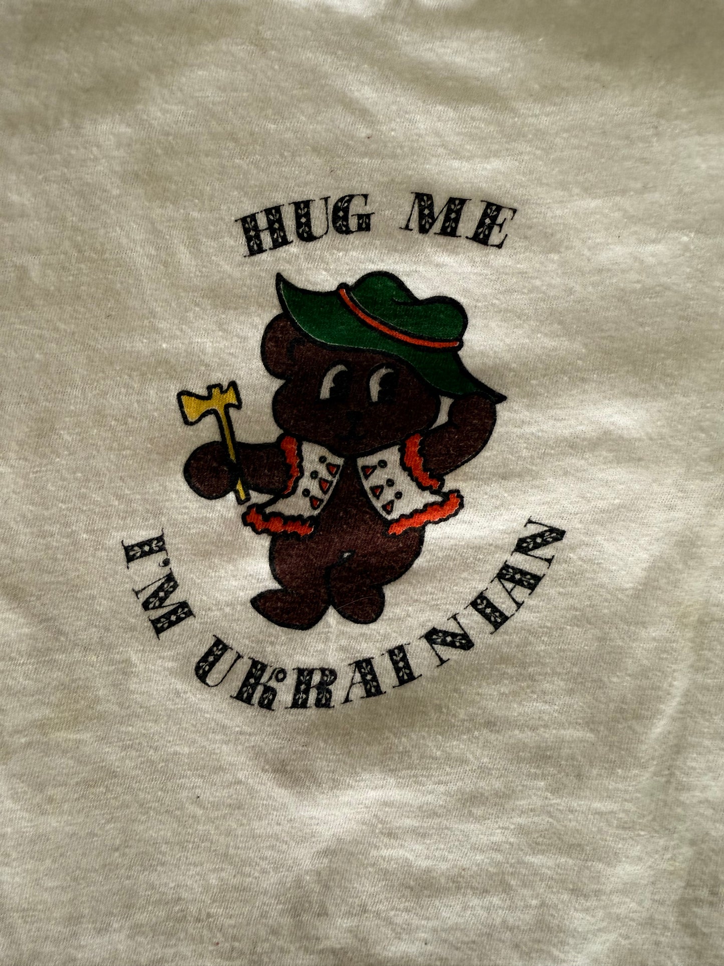 1970s hug me I'm ukrainian tee