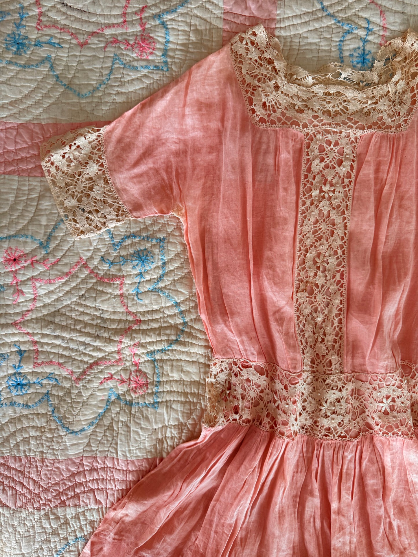 1920s pink lace panel dress