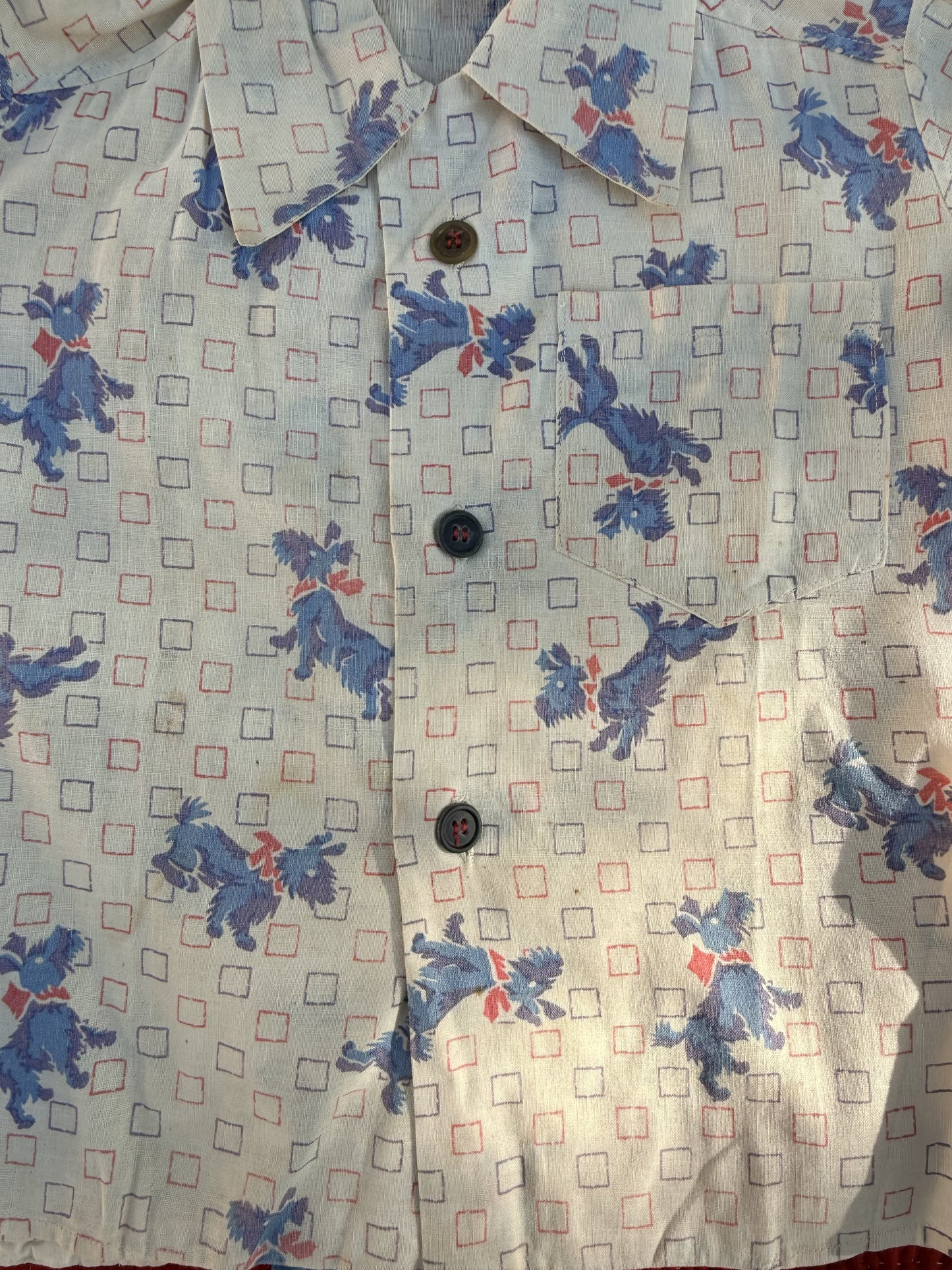 1940s scotty dog print button down