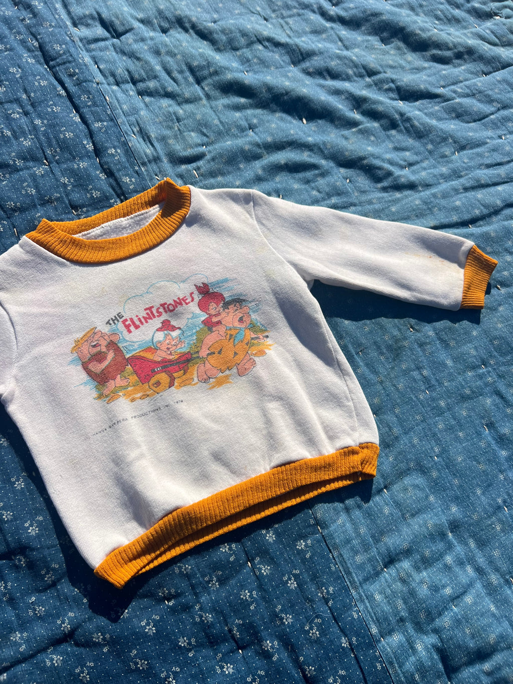 1970s flintstones sweatshirt