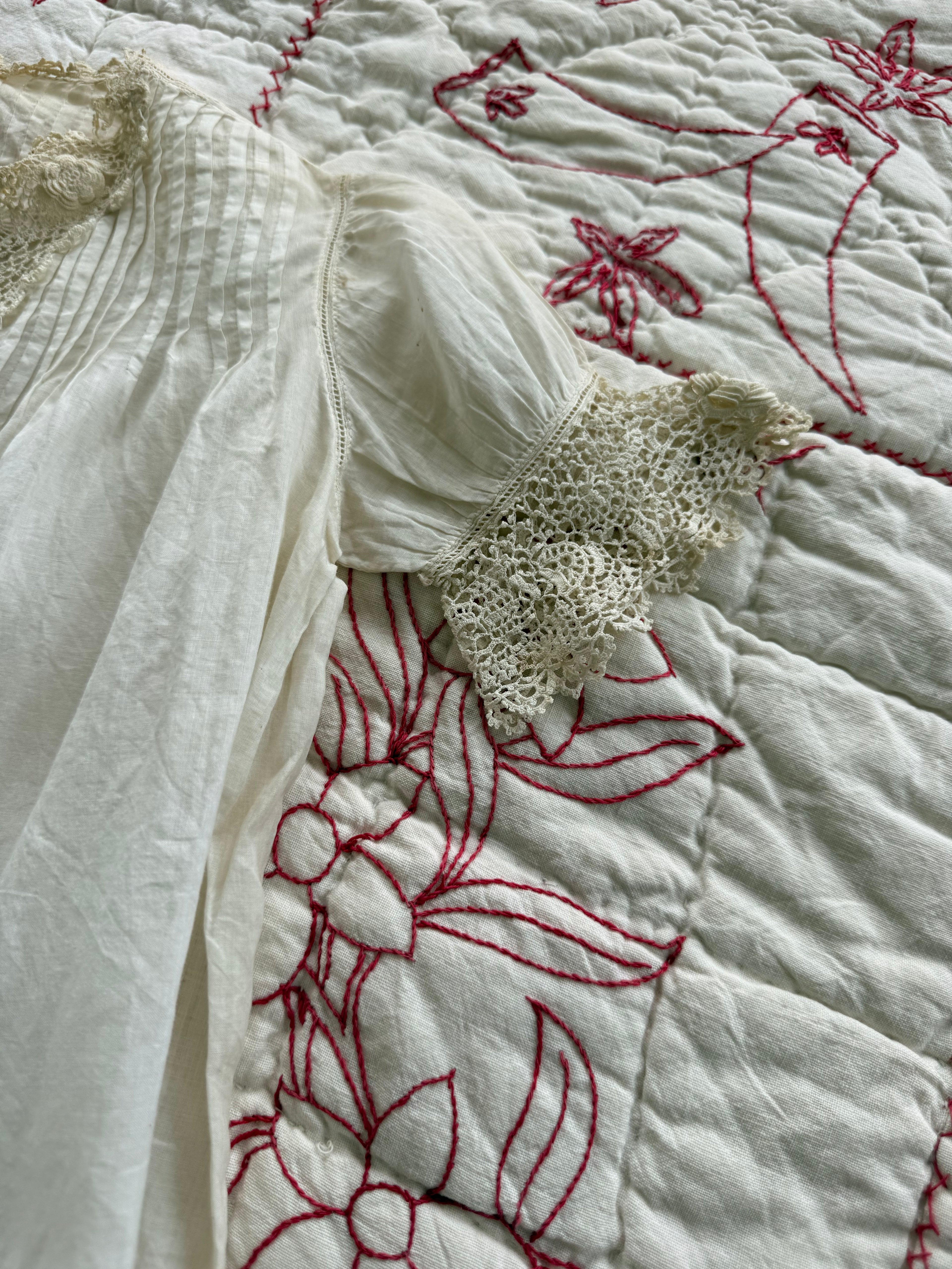 1900s irish lace dress