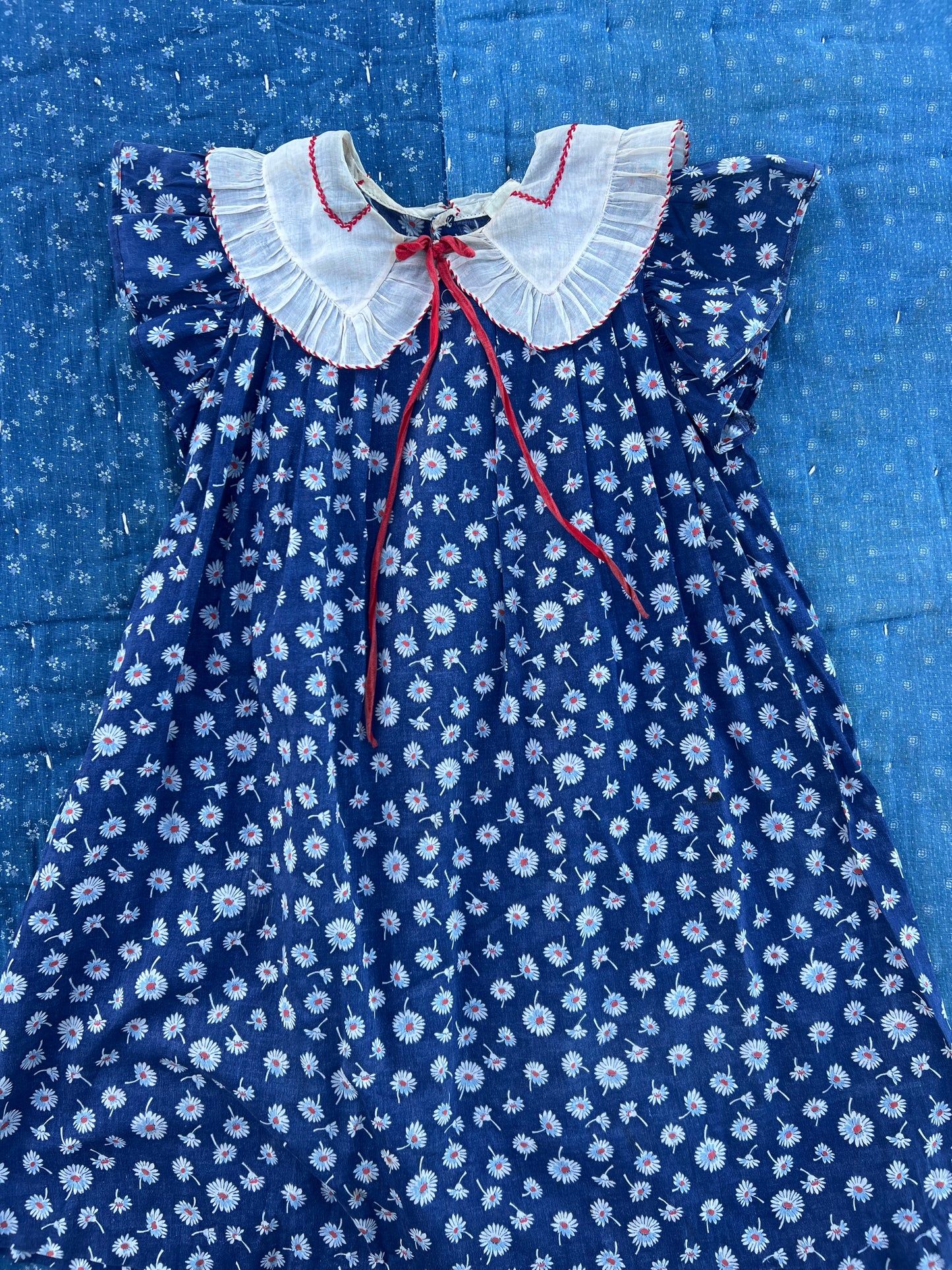 1940s daisy dress